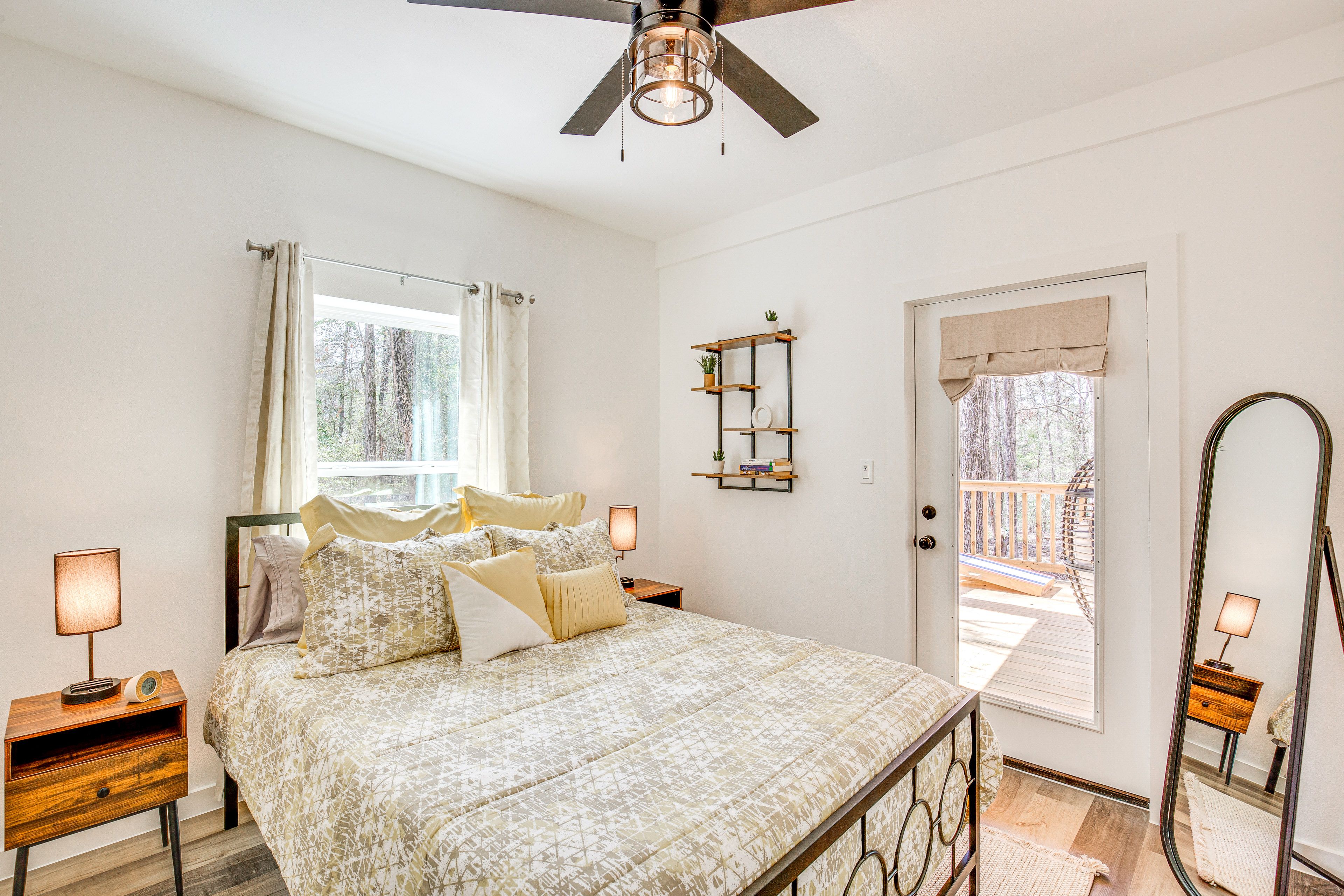 Bedroom 2 | Queen Bed | Ceiling Fans