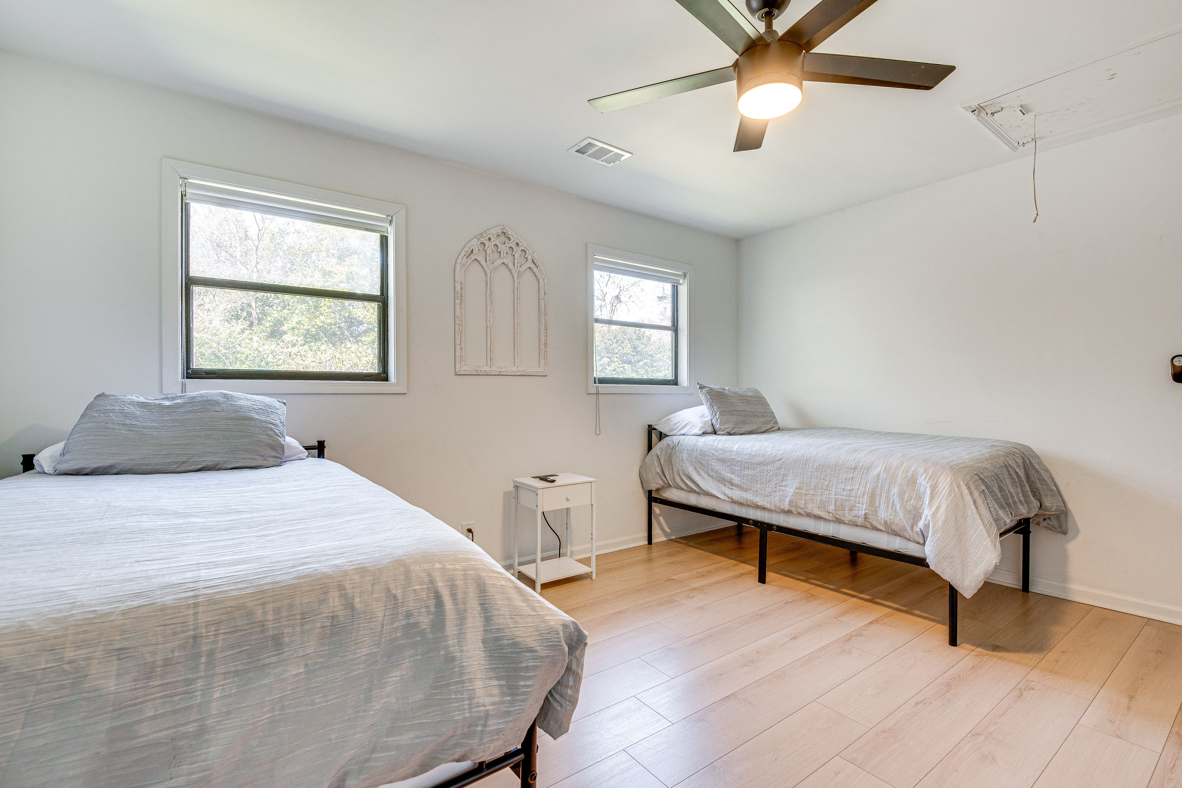 Bedroom 2 | 2nd Floor | 2 Twin Beds