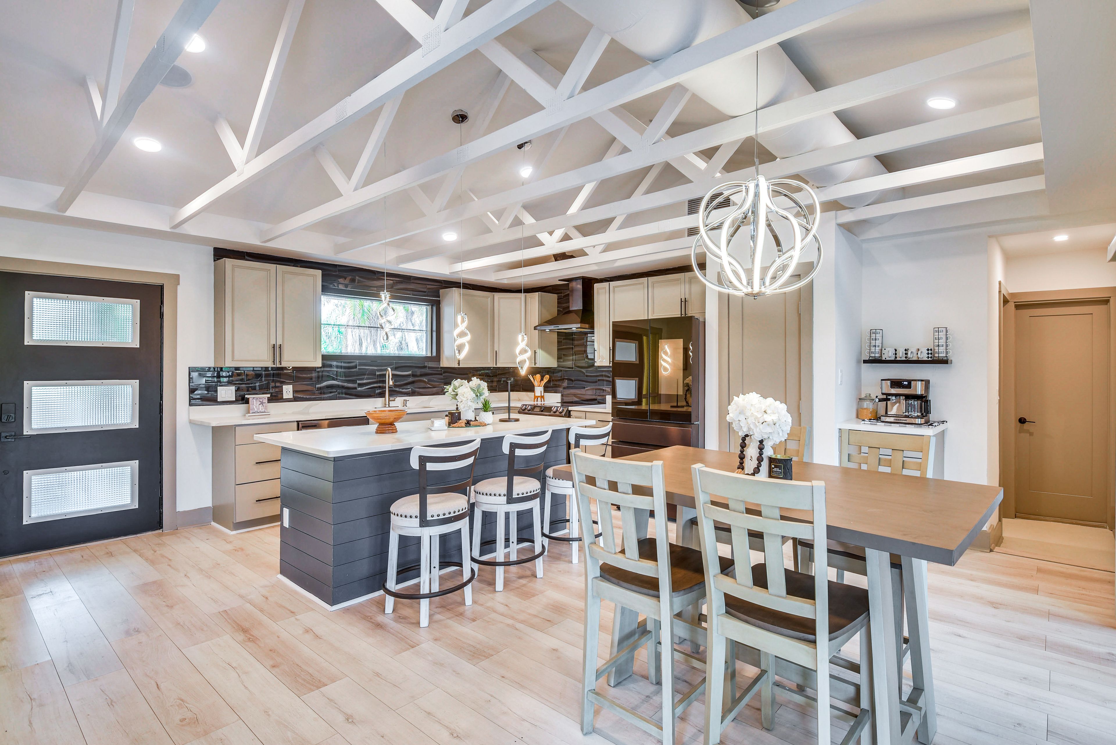 Dining Area | Dishware/Flatware | Trash Bags/Paper Towels