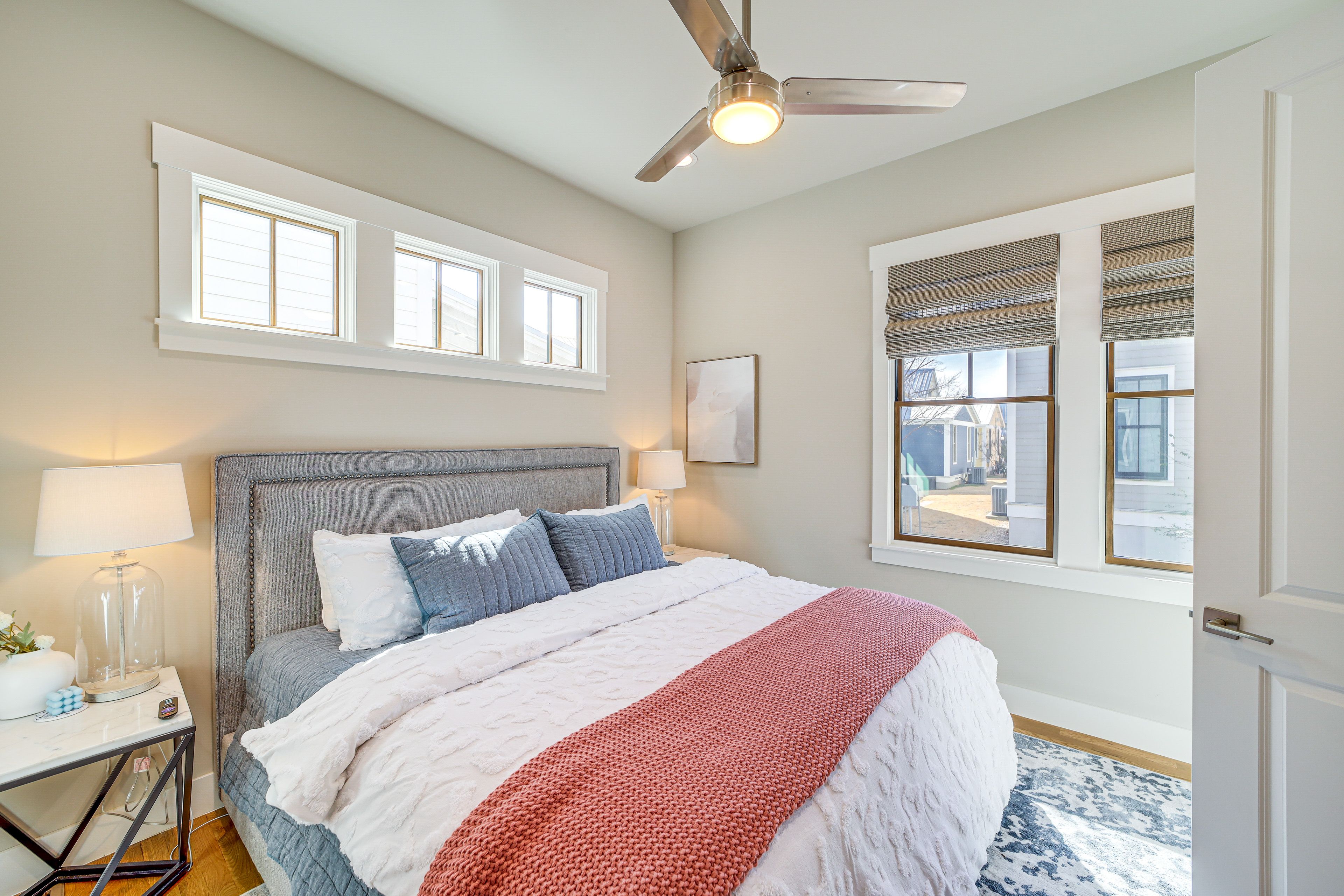 Bedroom 1 | King Bed | 1st Floor