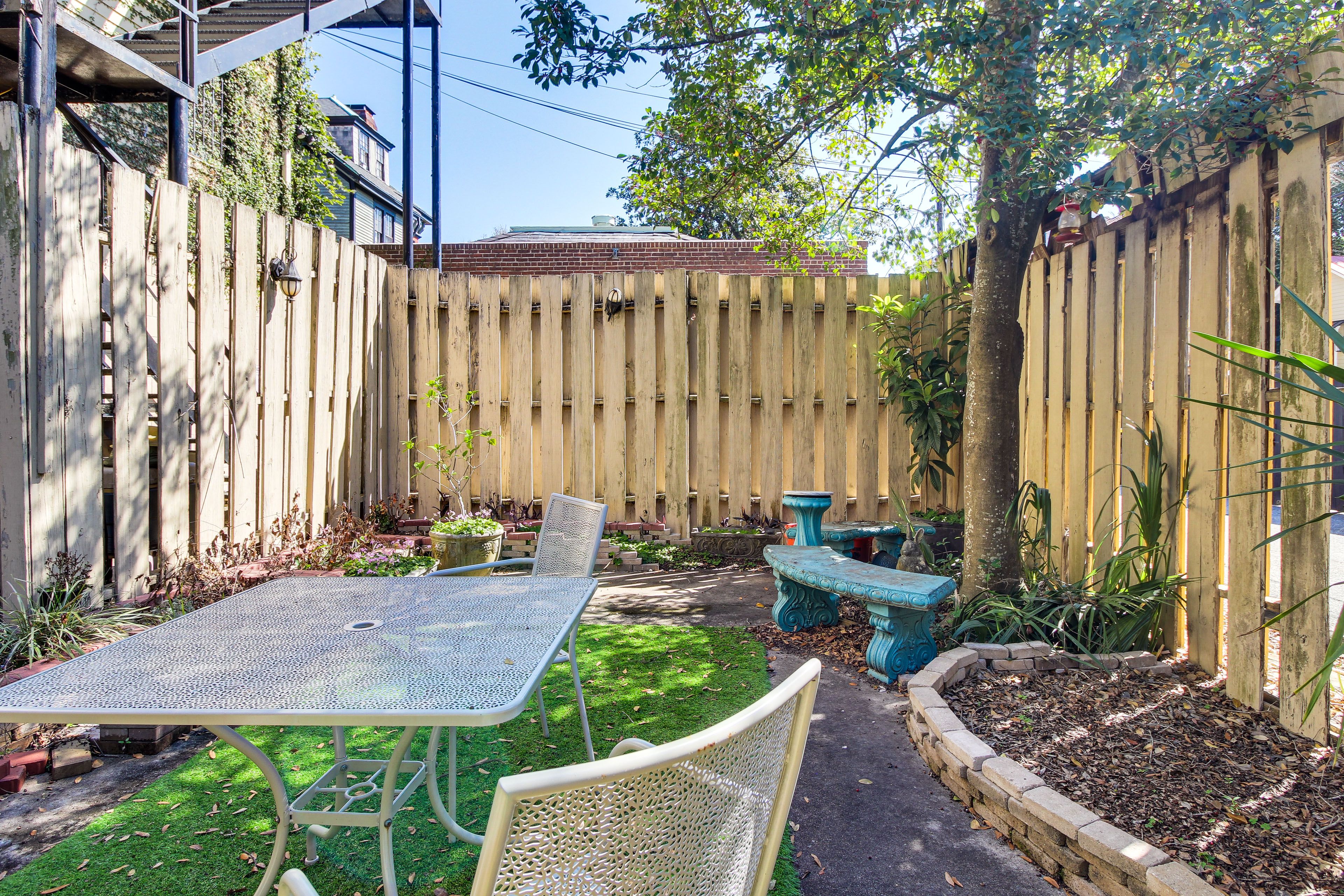 Garden Patio | Outdoor Dining