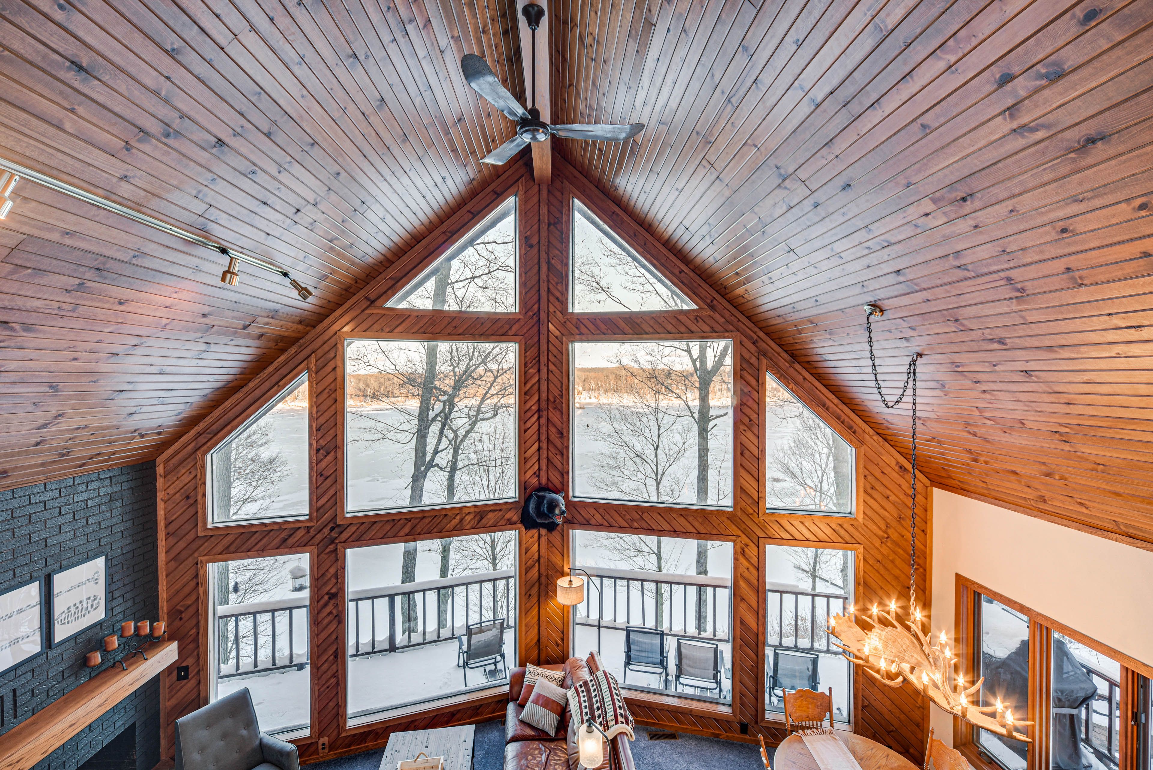 2nd-Floor Views