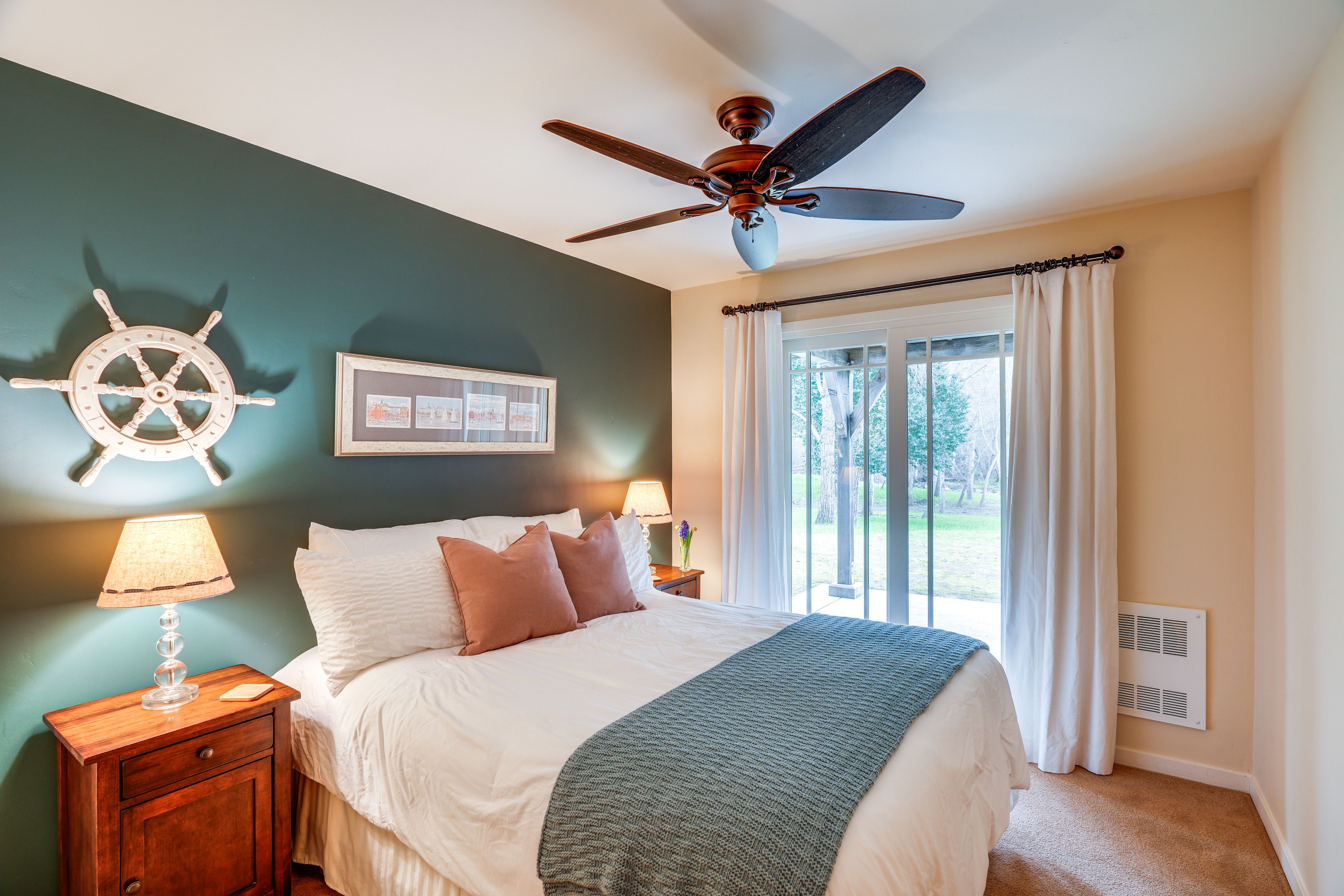 Bedroom 1 | Queen Bed | 1st Floor | Linens Provided