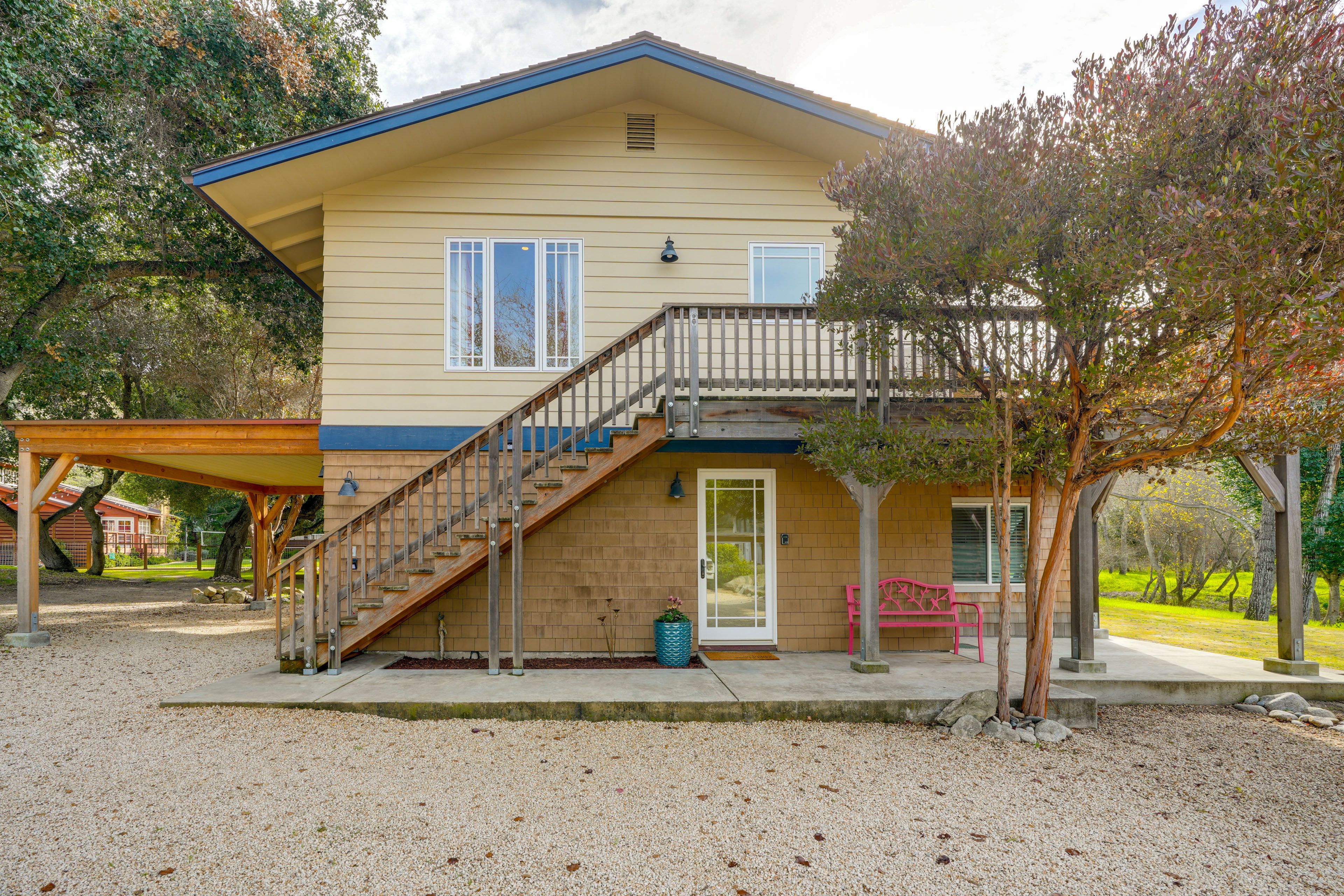 Home Exterior | Parking | Carport (1 Vehicle) | Driveway (2 Vehicles)