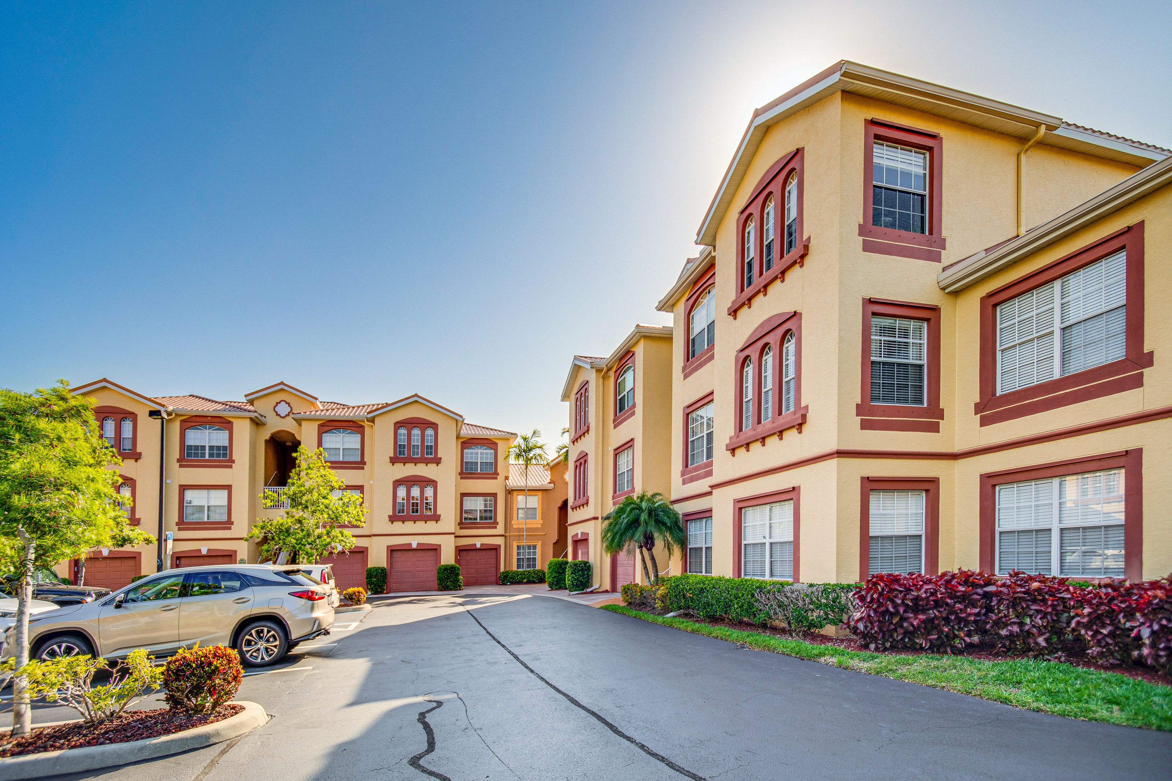 Condo Exterior | Parking | Community Lot (2 Vehicles)
