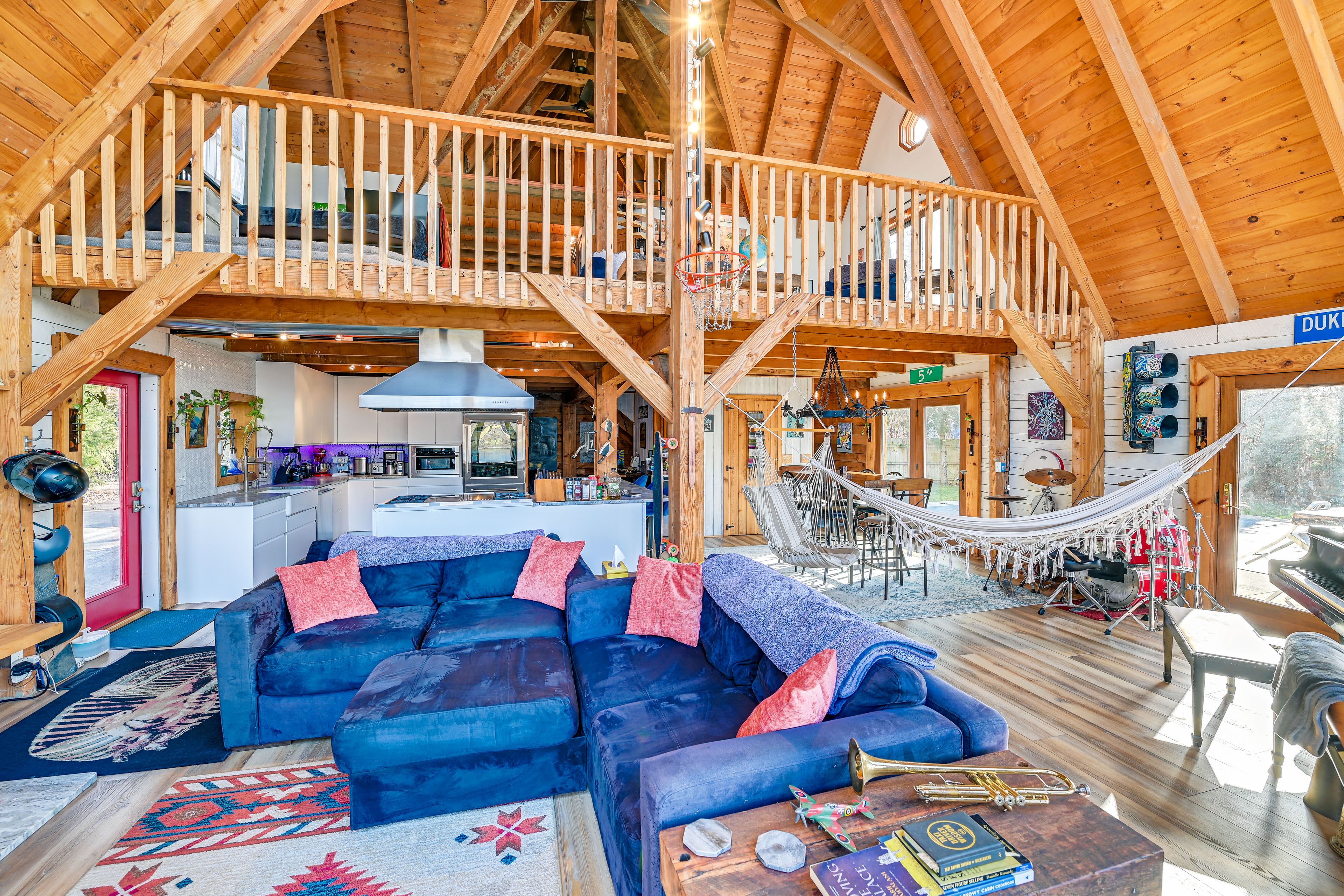 Troy Vacation Rental | 1BR | 2BA | 3,400 Sq Ft | 2 Steps to Enter