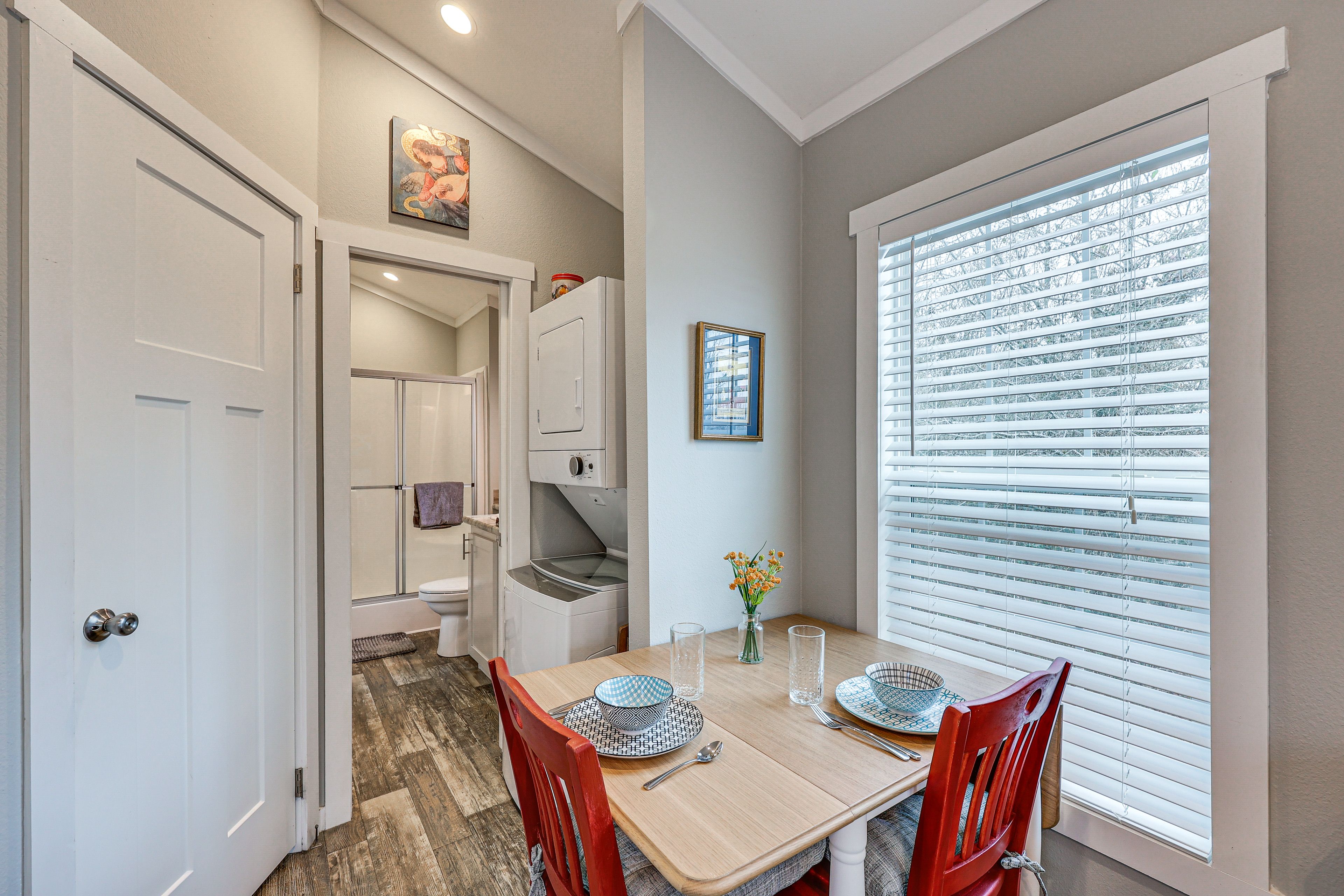 Dining Area | Well-Equipped Kitchen