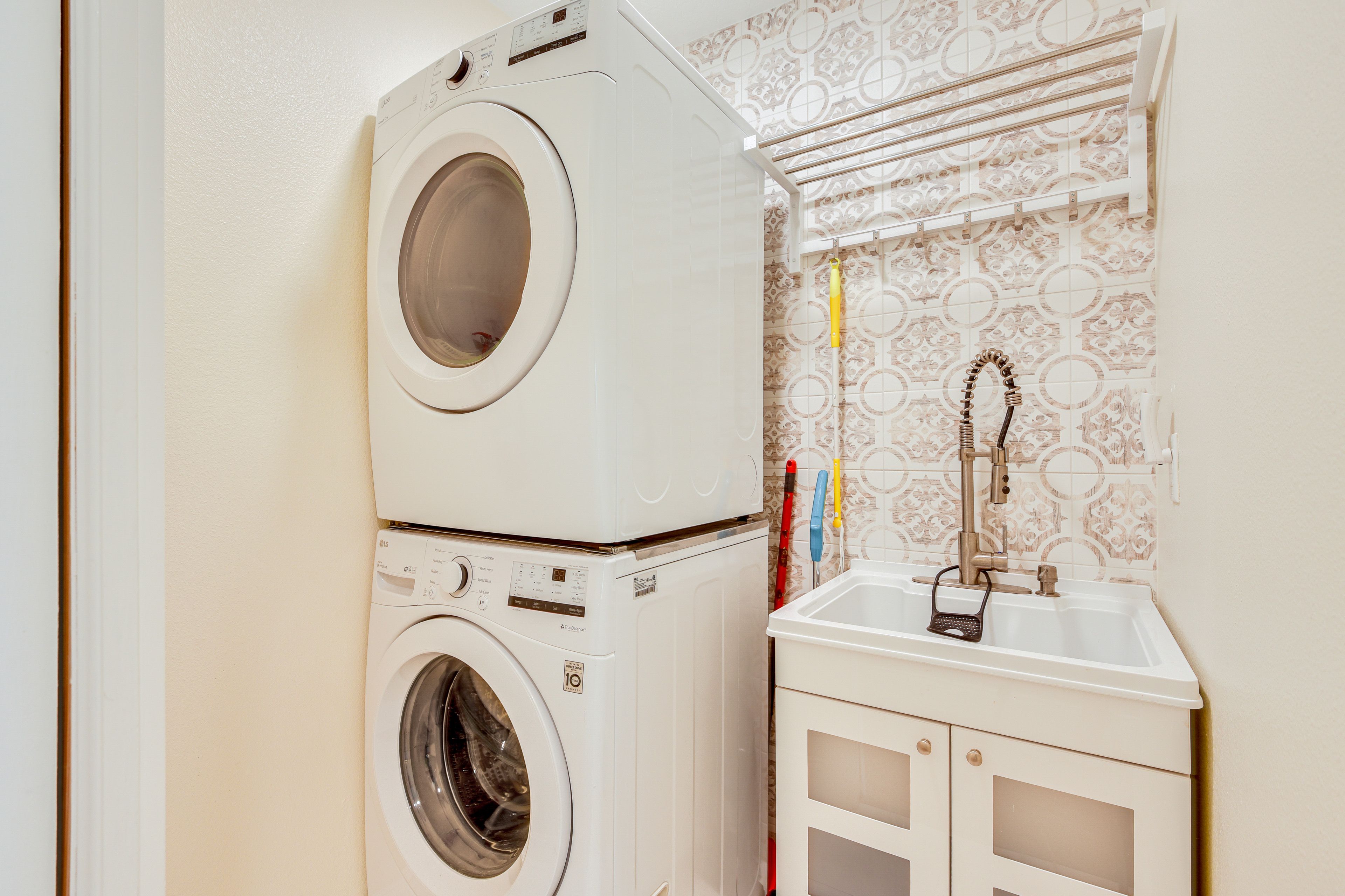 Washer & Dryer | Detergent Provided | 1st Floor
