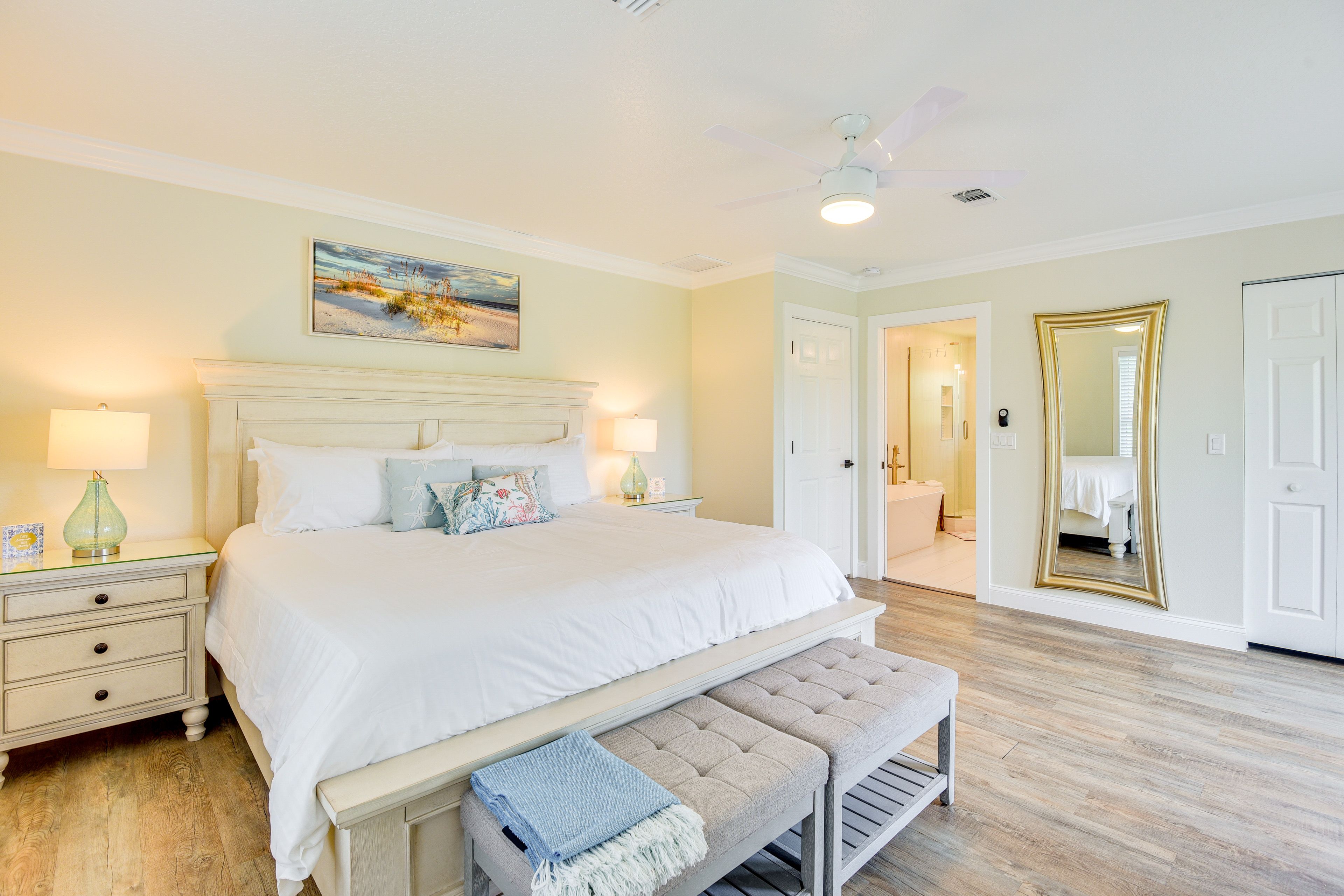 Bedroom 1 | King Bed | 2nd Floor