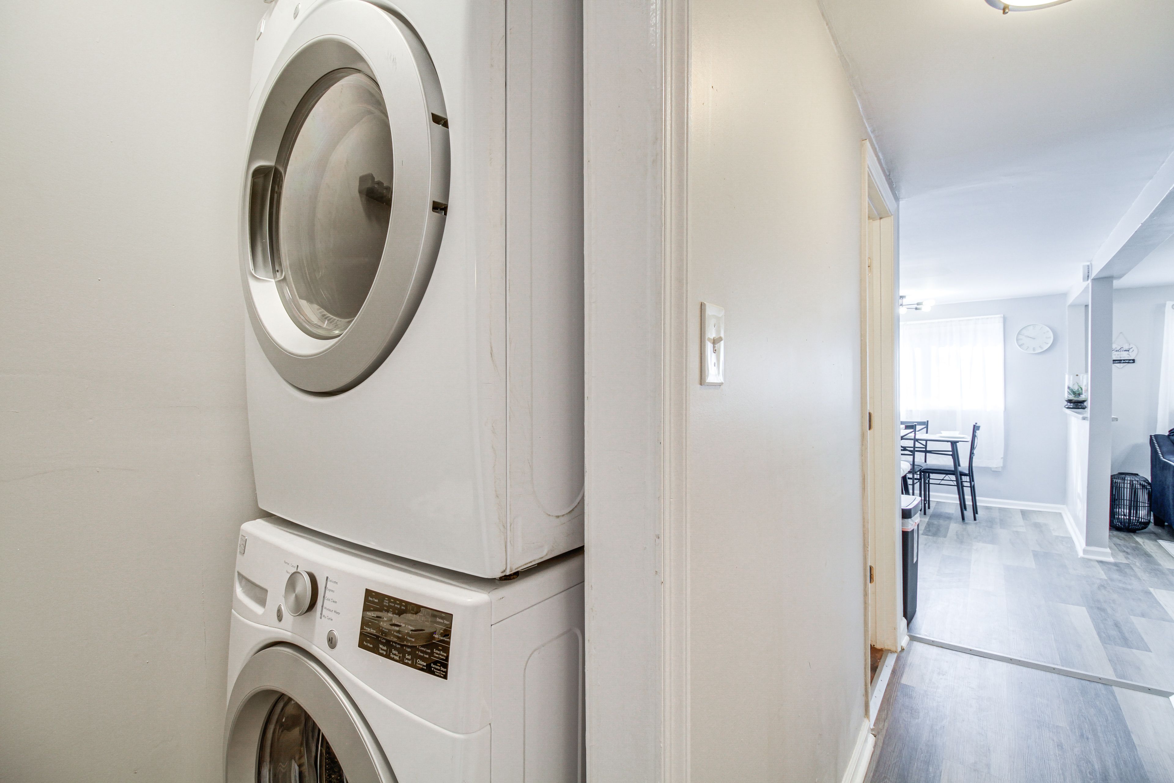 Washer + Dryer