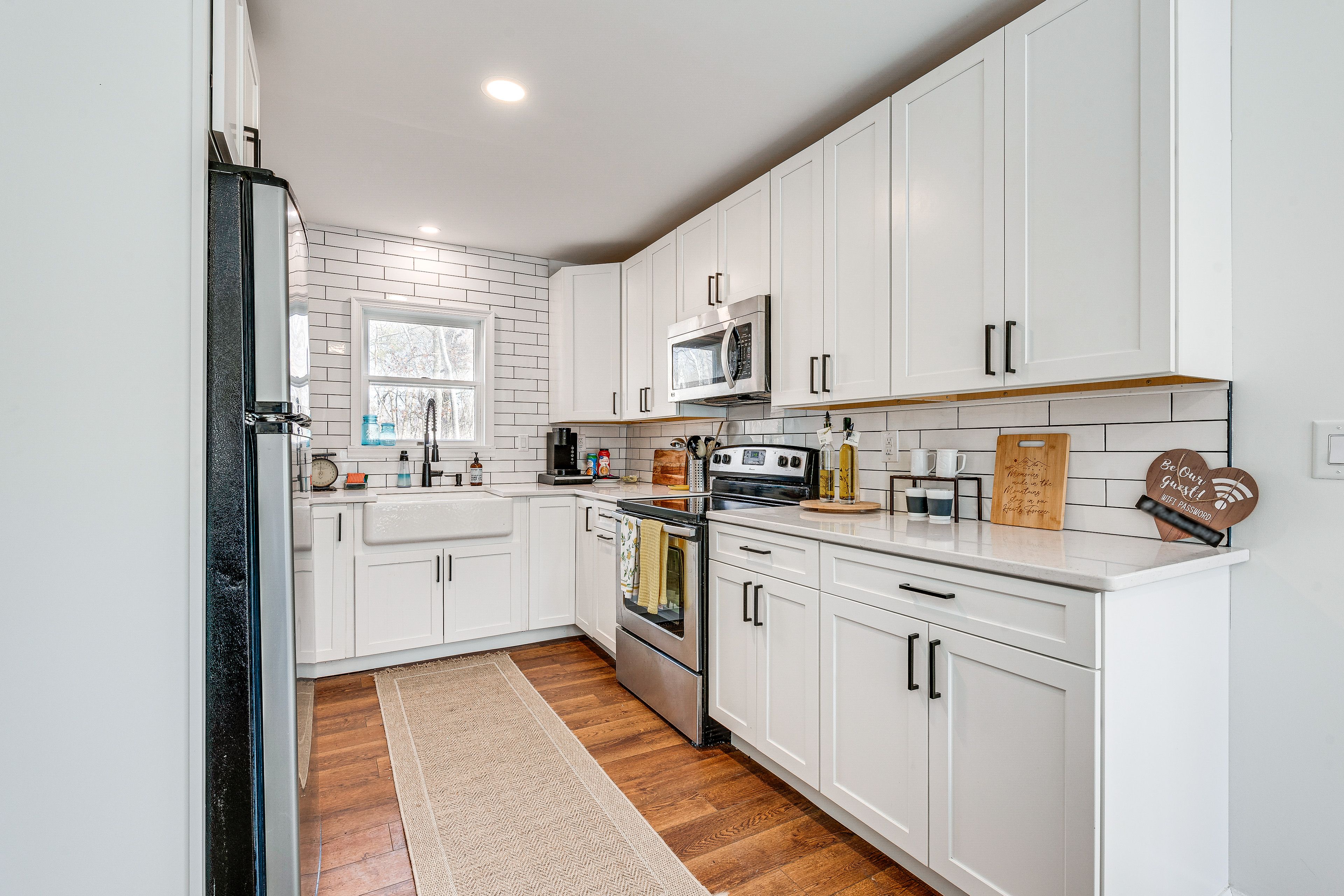 Kitchen | Cooking Basics | Dishwasher | Keurig & Drip Coffee Makers | 1st Floor