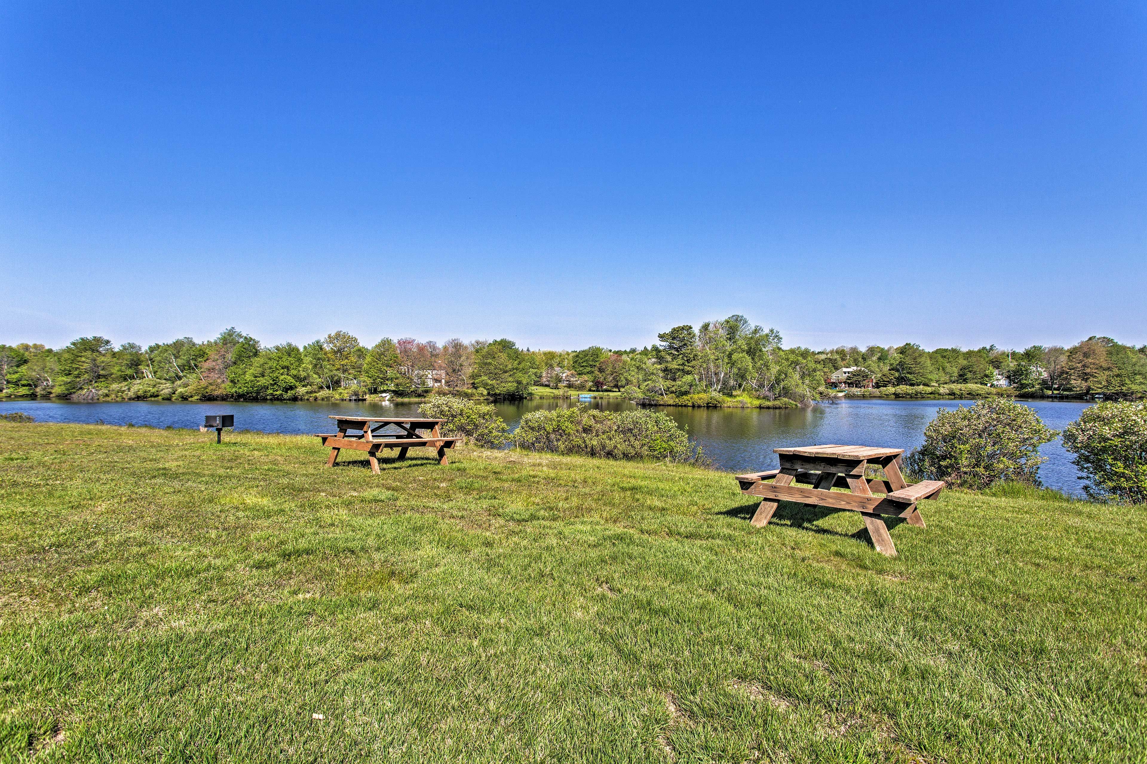 Emerald Lake Community Amenities | Lake Access