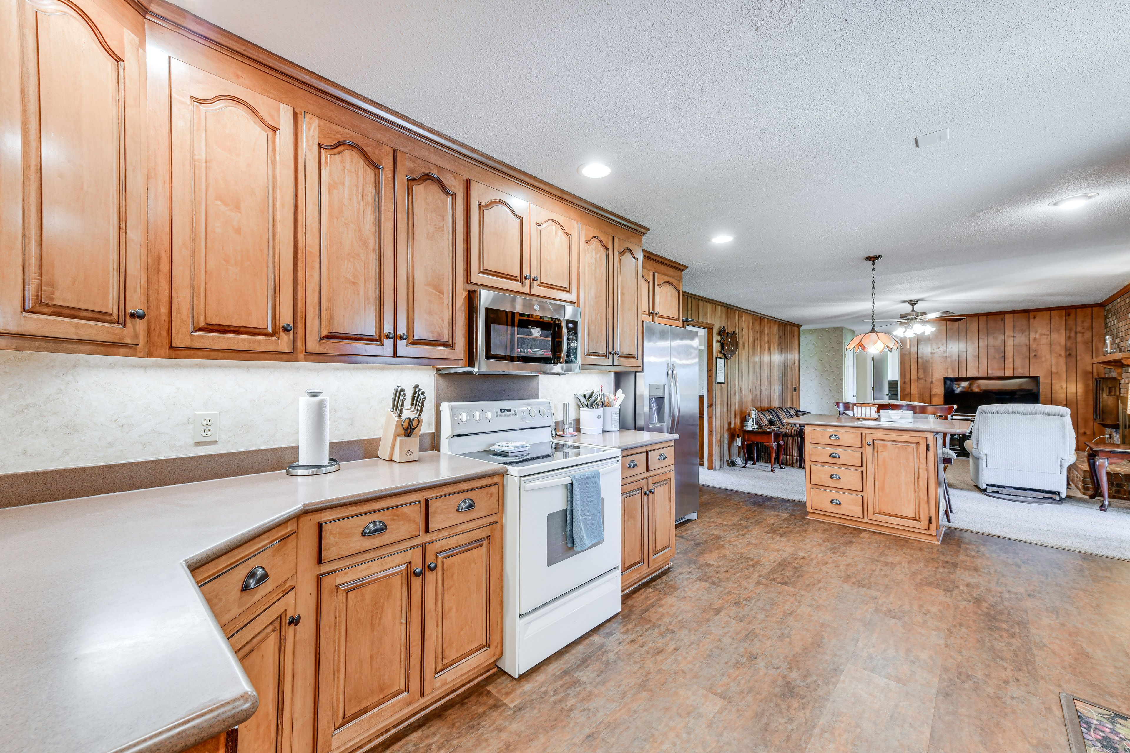 Kitchen | Coffee Maker | Dishwasher