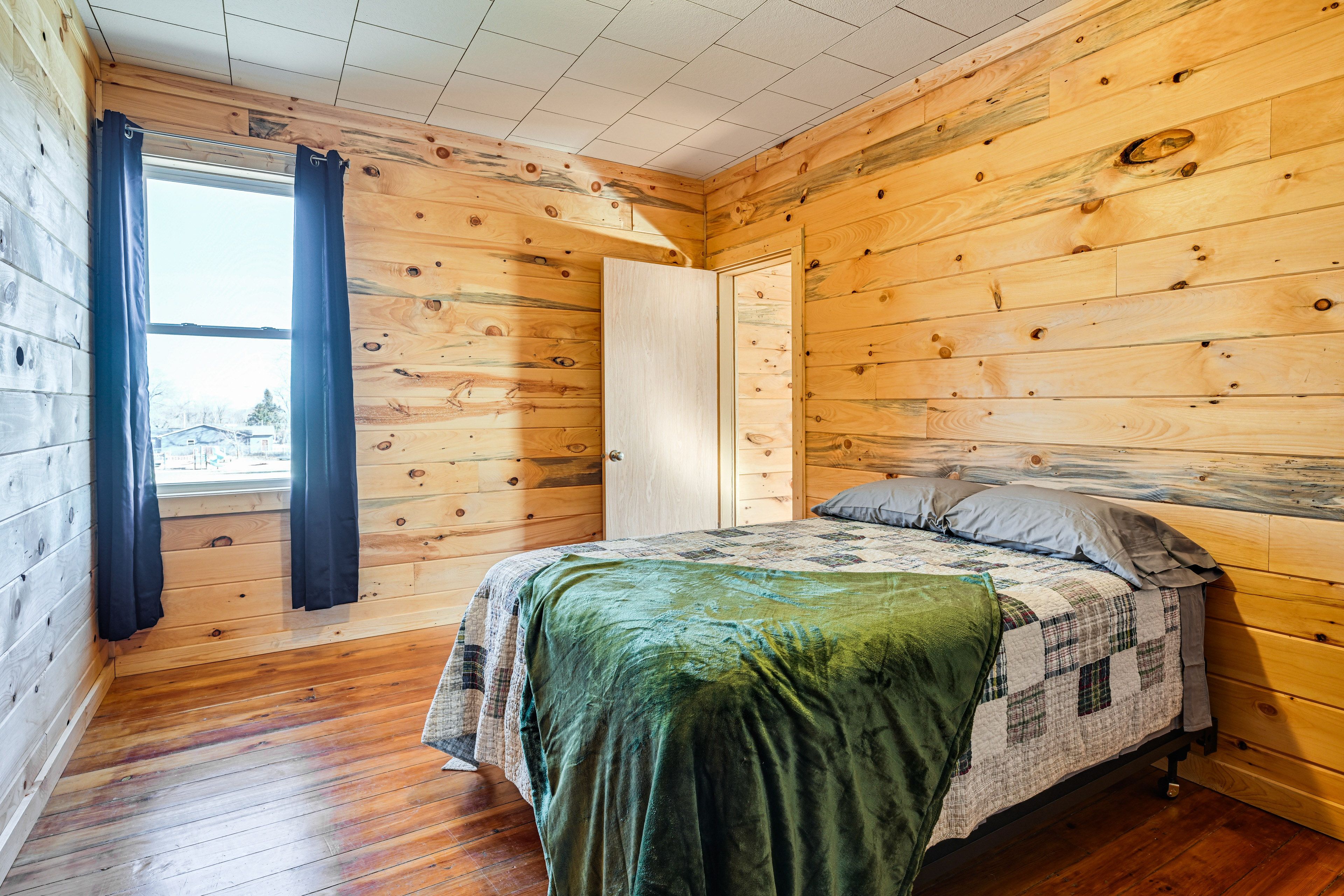Bedroom 3 | Full Bed