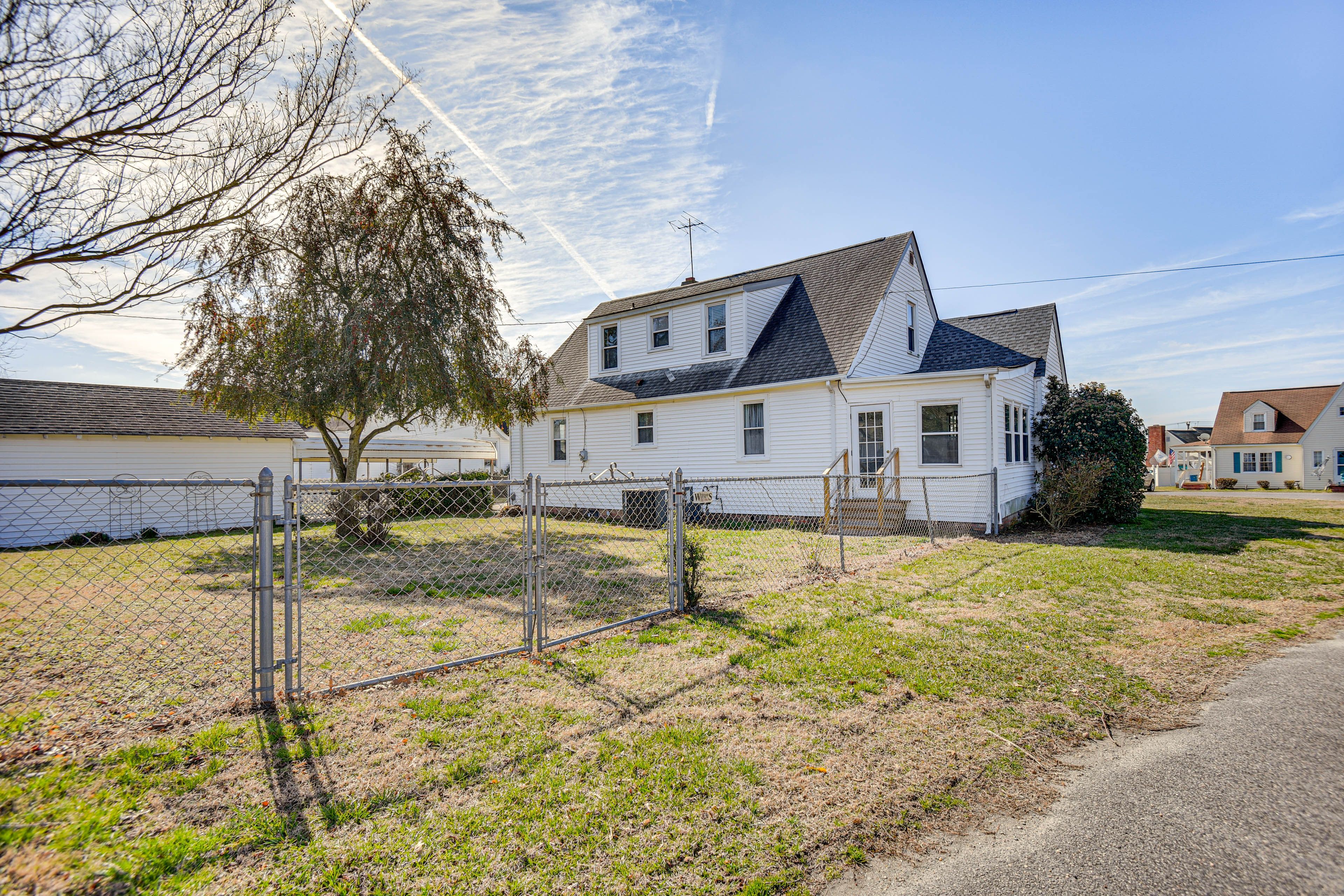 Fenced-In Yard | Gas Grill