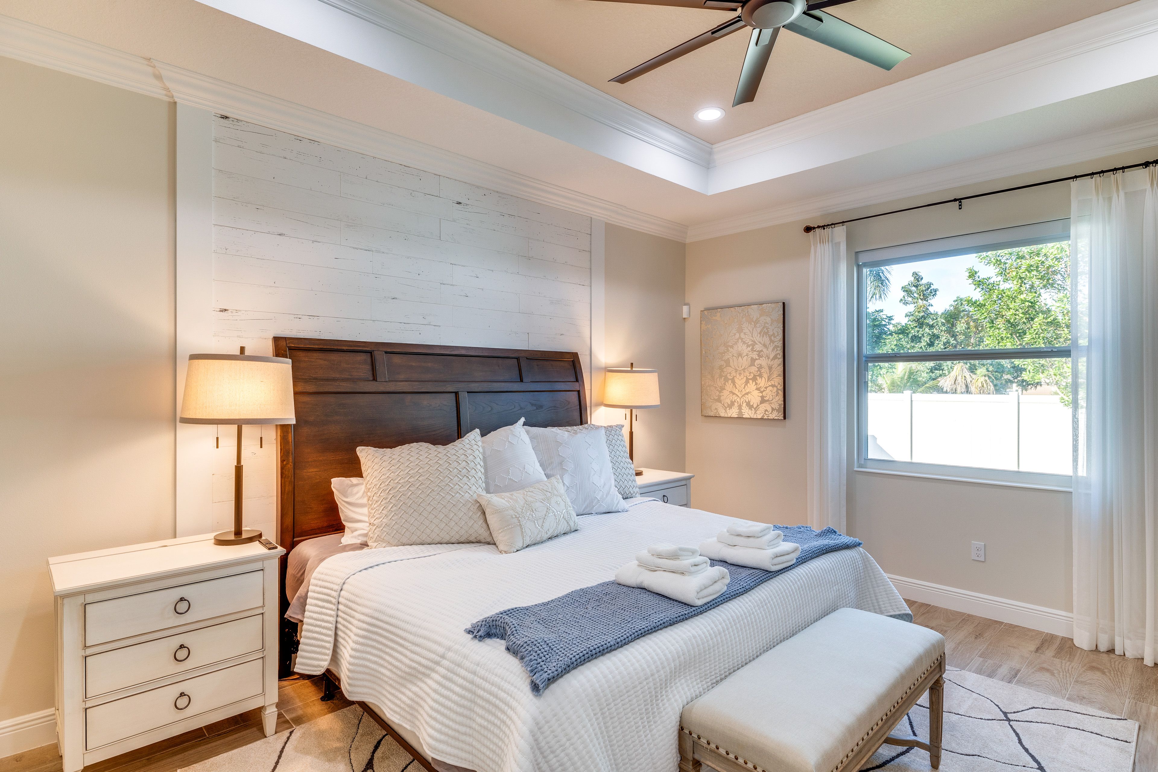 Bedroom 1 | King Bed | Linens & Towels Provided