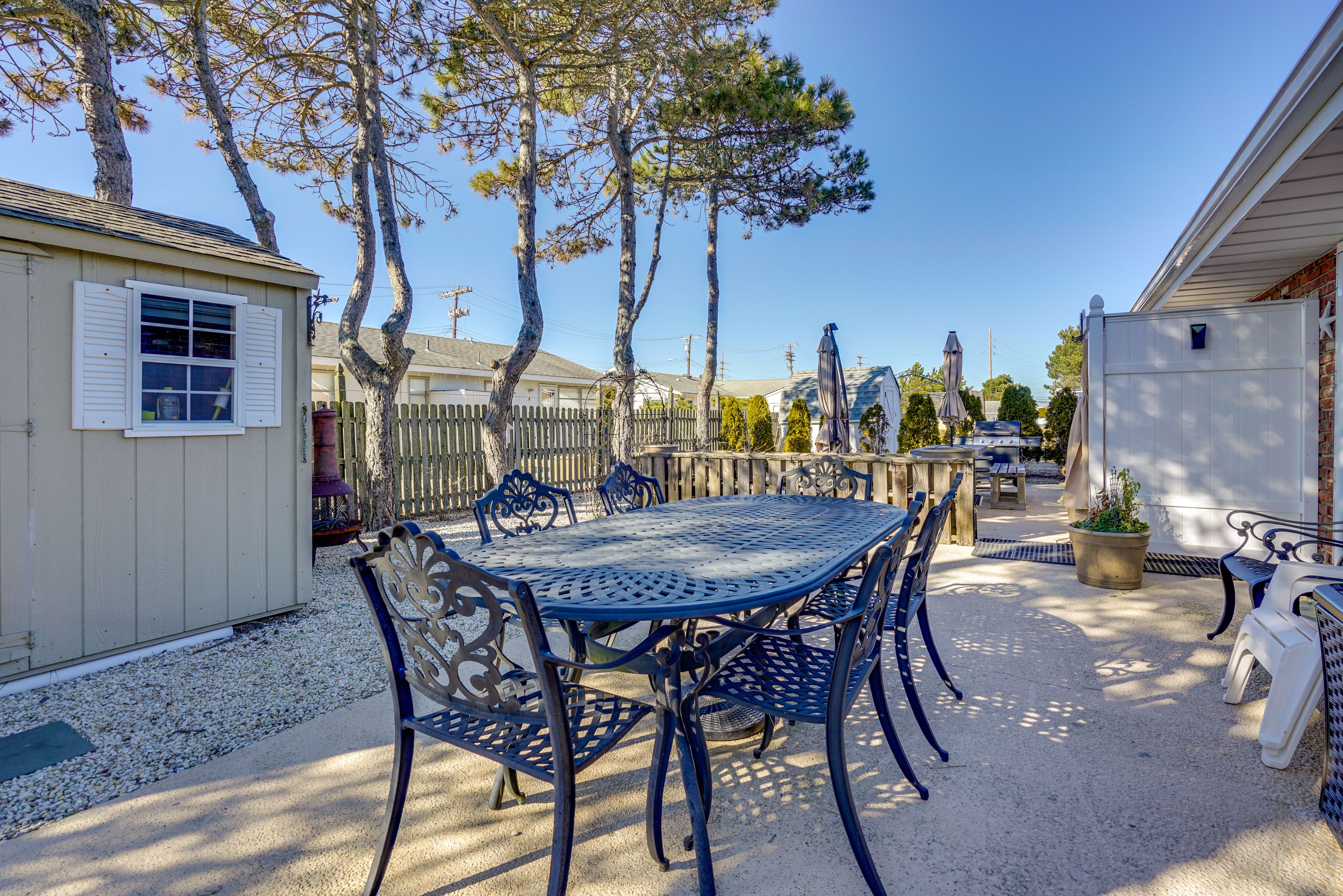 Joint Patio | Fire Pit | Gas Grill (Propane Provided)