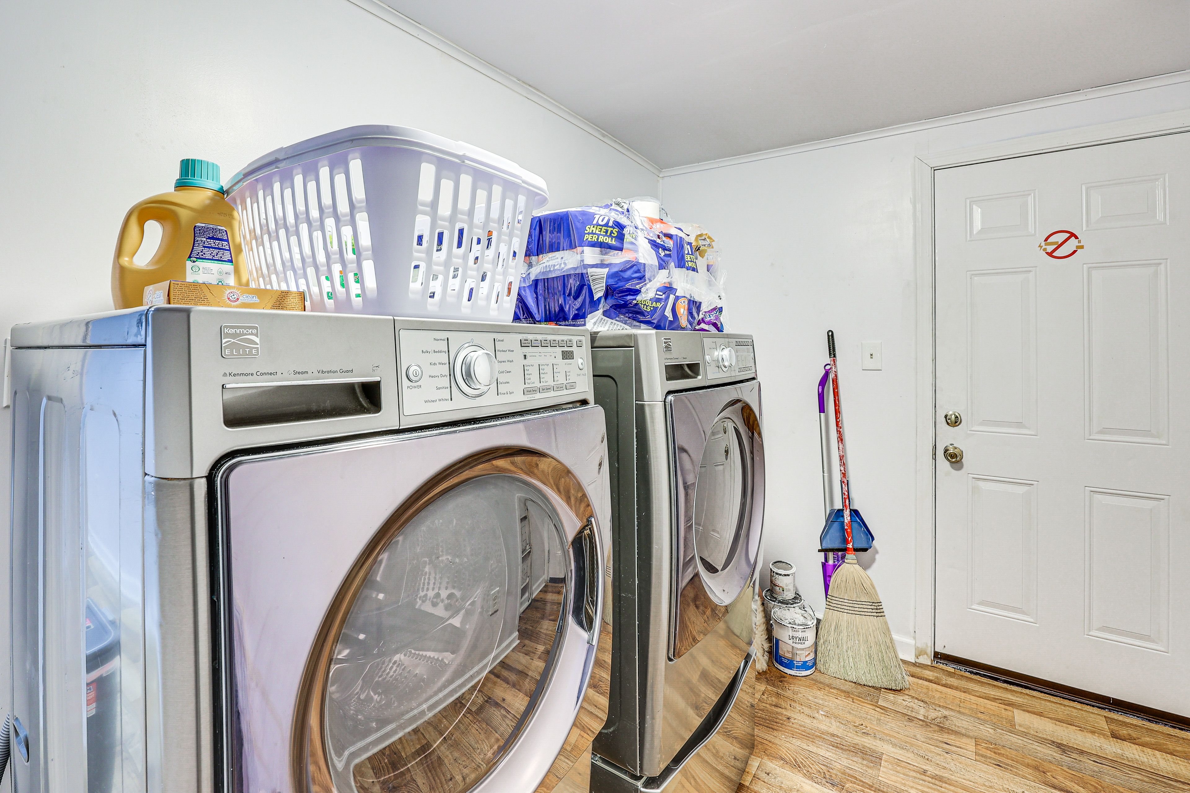 Washer + Dryer
