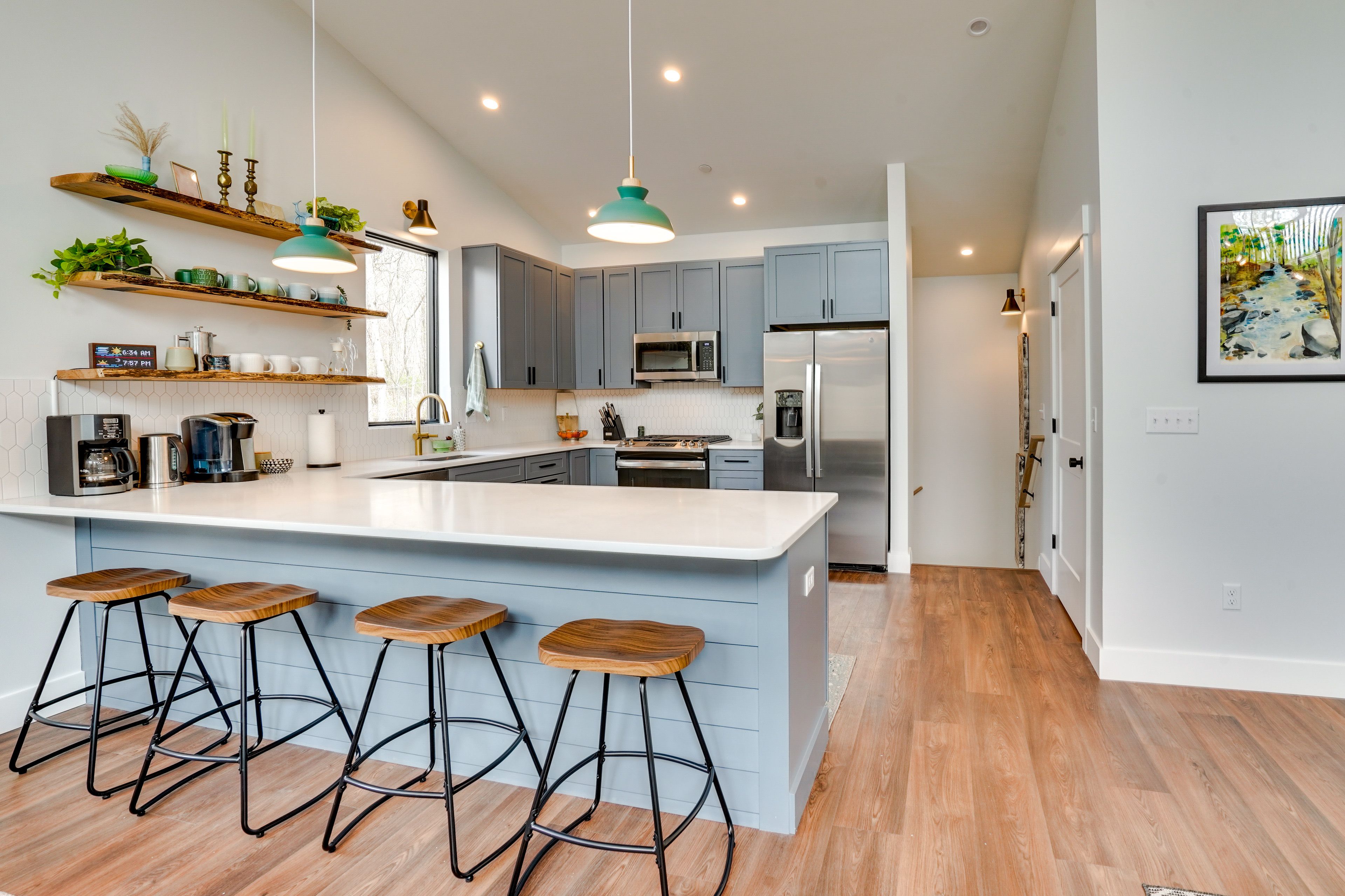 Kitchen | 2nd Floor | Keurig Coffee Maker | Cooking Basics