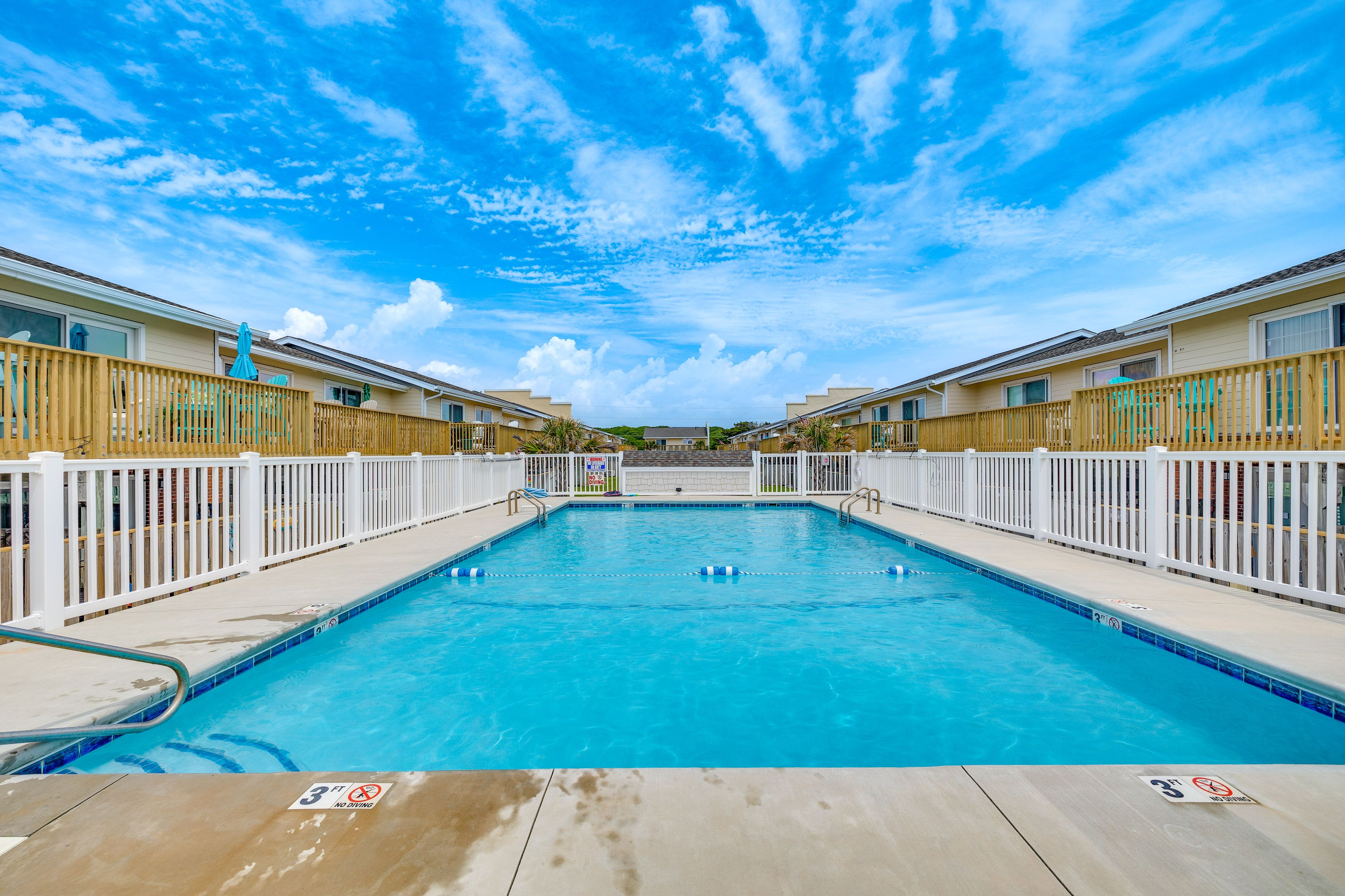 Pine Knoll Shores Vacation Rental | 2BR | 1.5BA | Steps Required | 1,000 Sq Ft