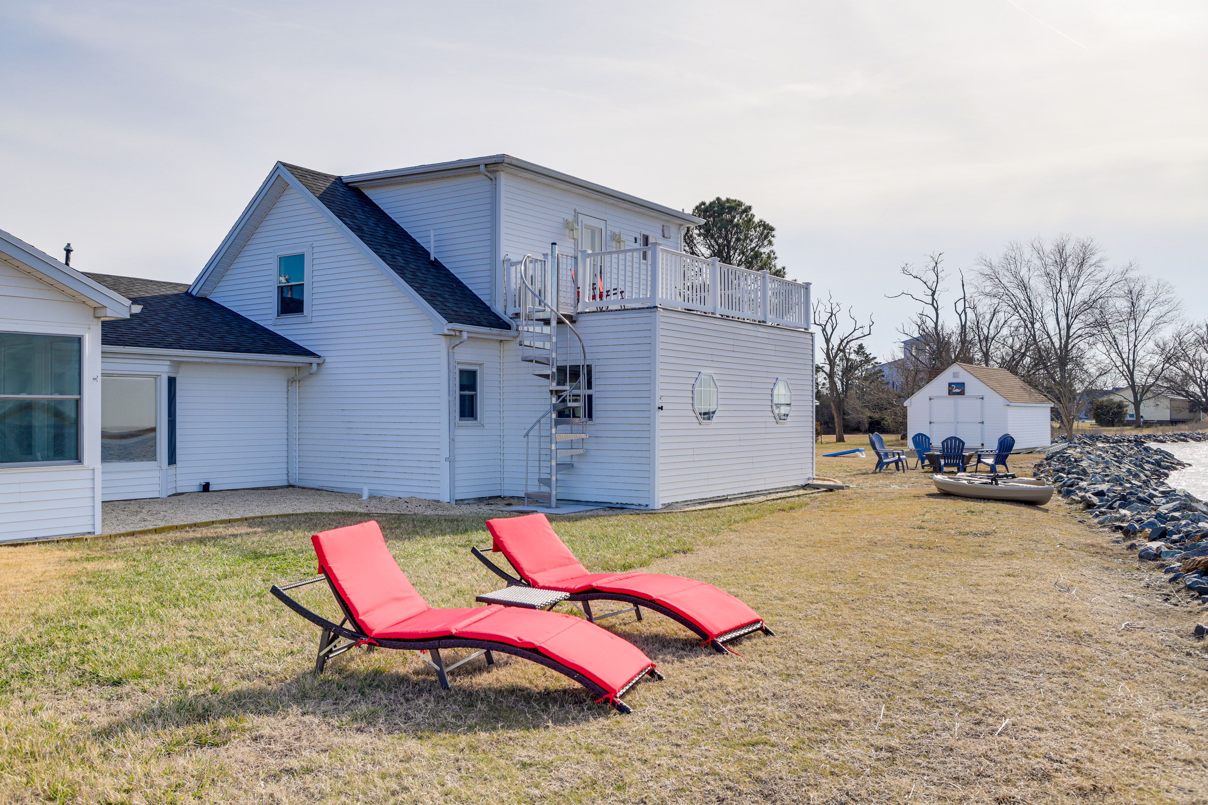 Outdoor Space | Loungers | Wood-Burning Fire Pit