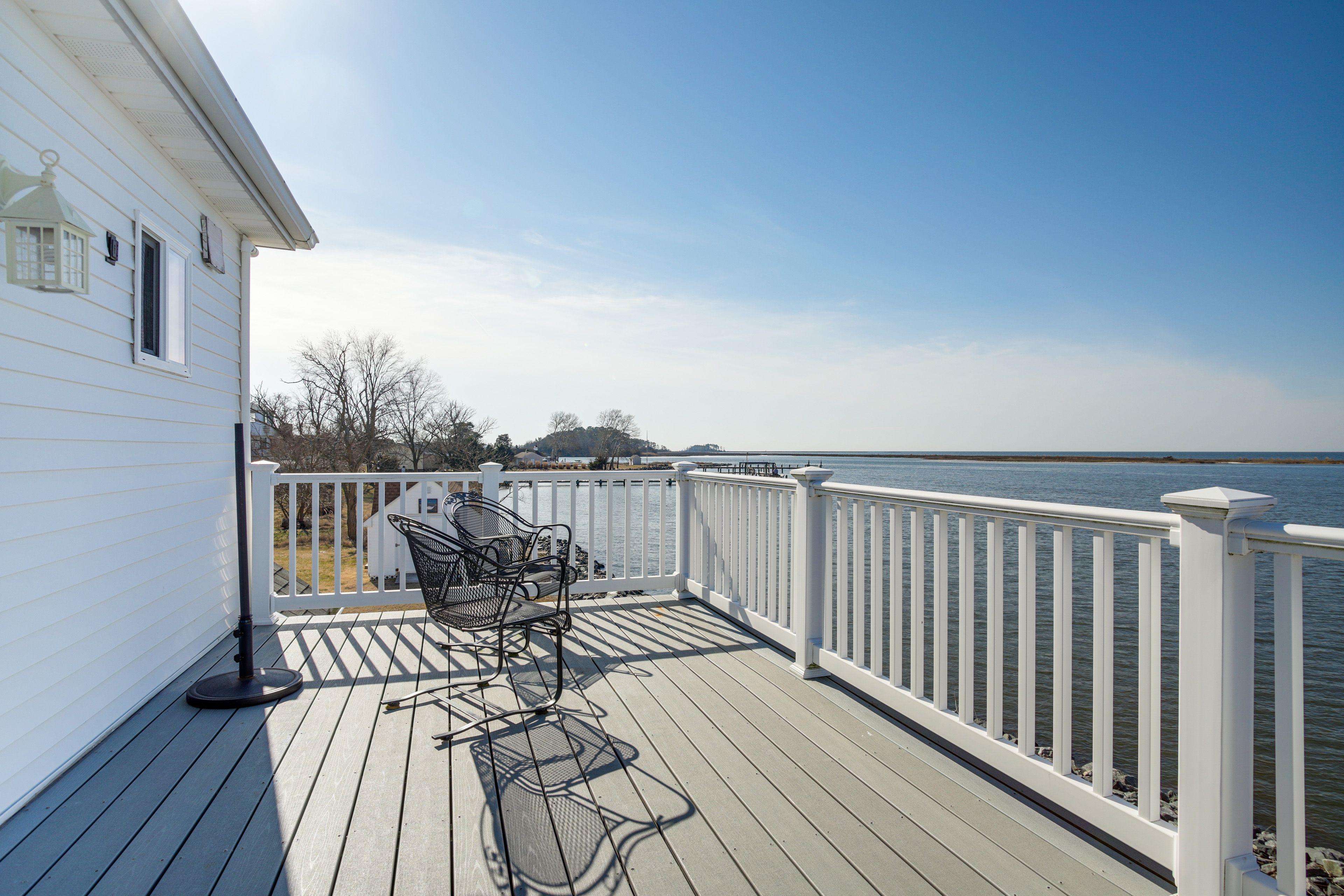 2nd-Floor Patio