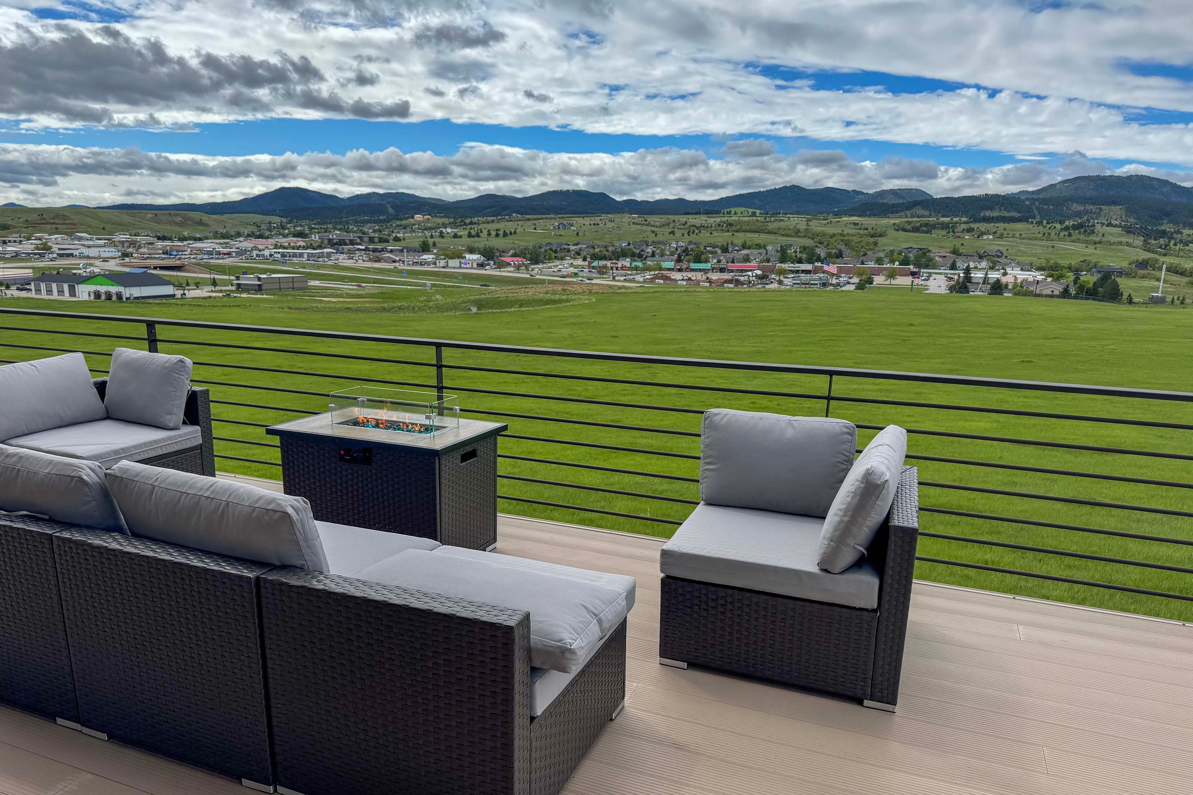 Shared Main-Level Deck | Outdoor Dining | Mountain Views