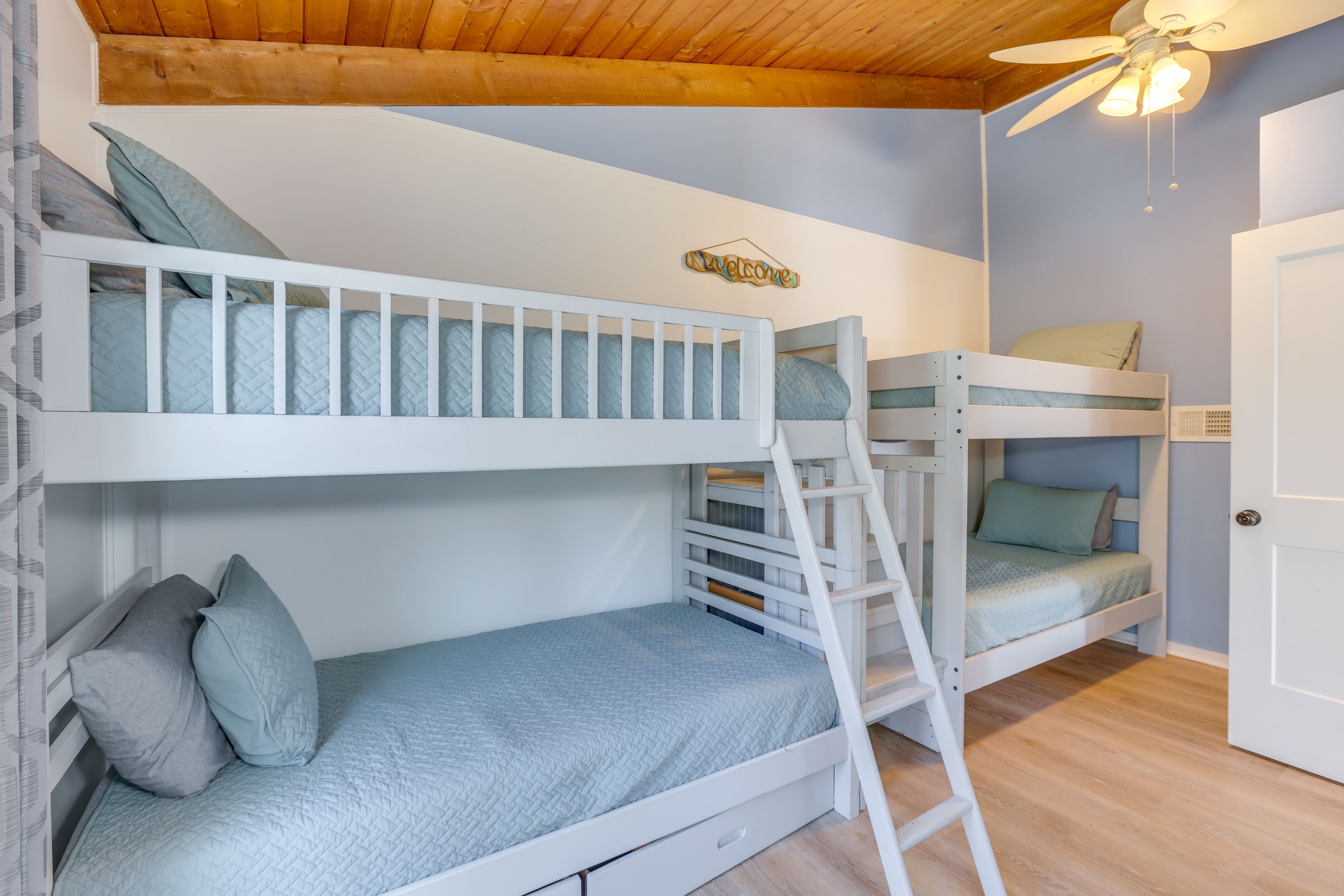 Bedroom 3 | 2 Twin Bunk Beds | Smart TV | 1st Floor