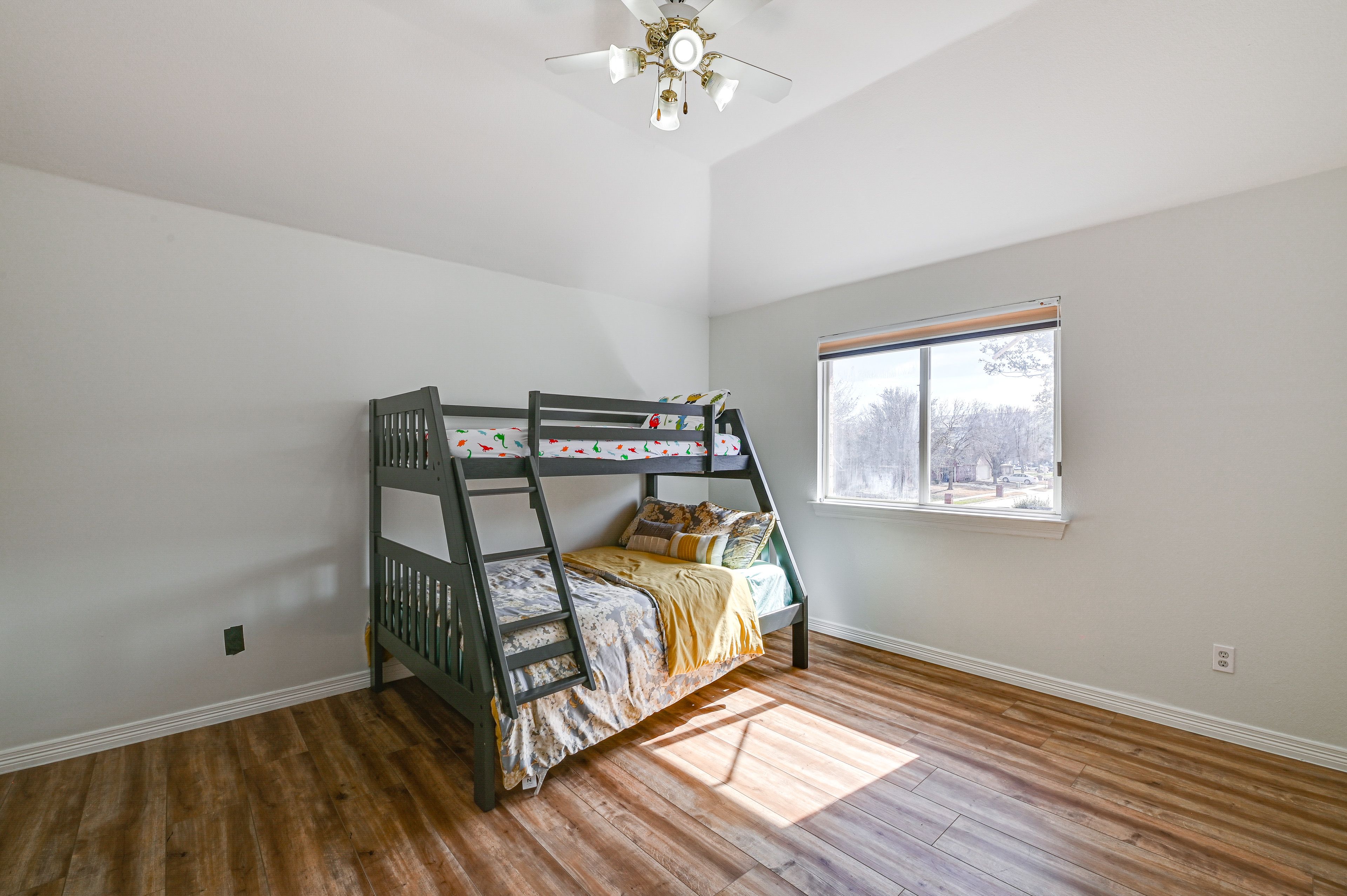 Bedroom 3 | 2nd Level | Twin/Full Bunk Bed