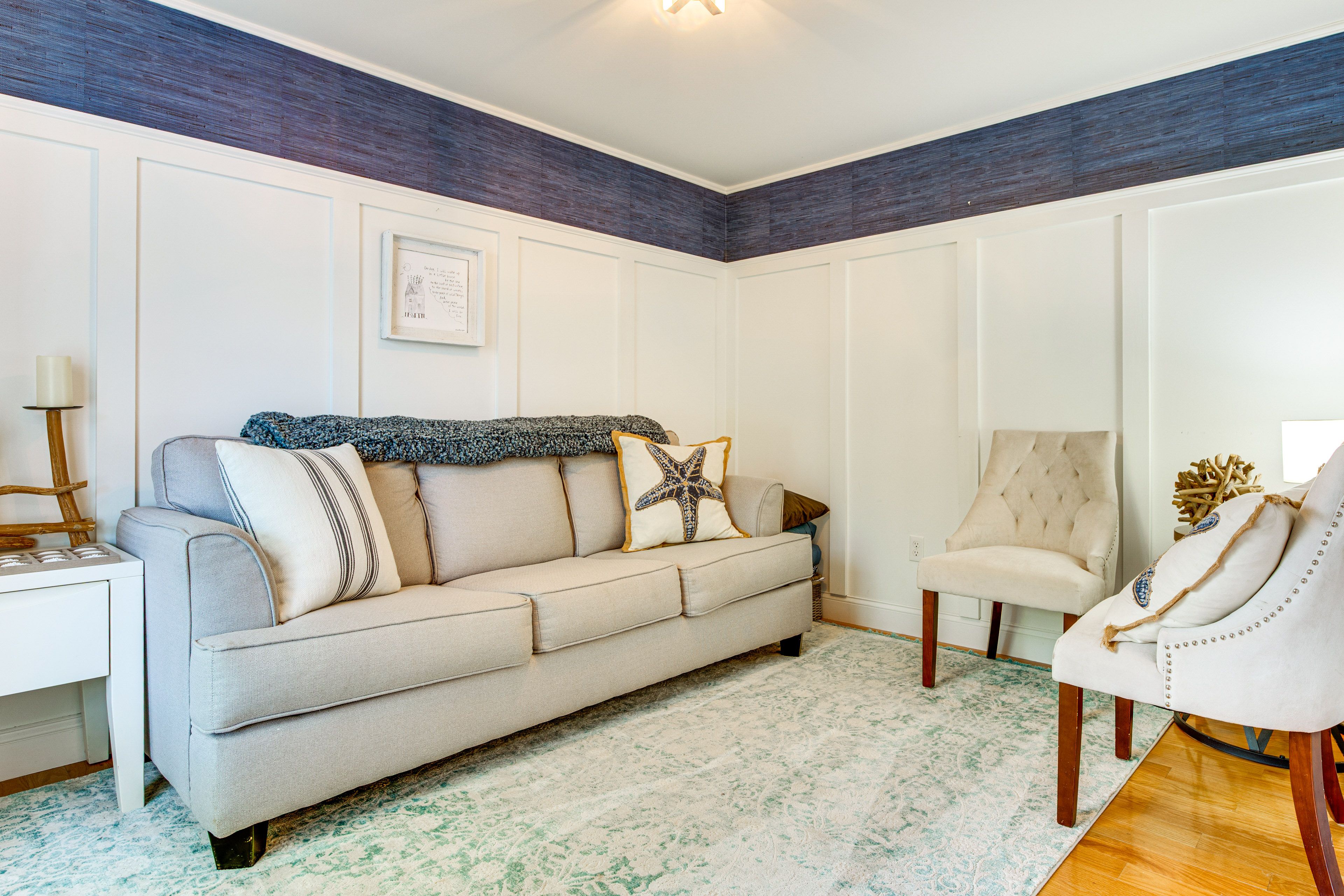 Living Room | Queen Sleeper Sofa | 1st Floor