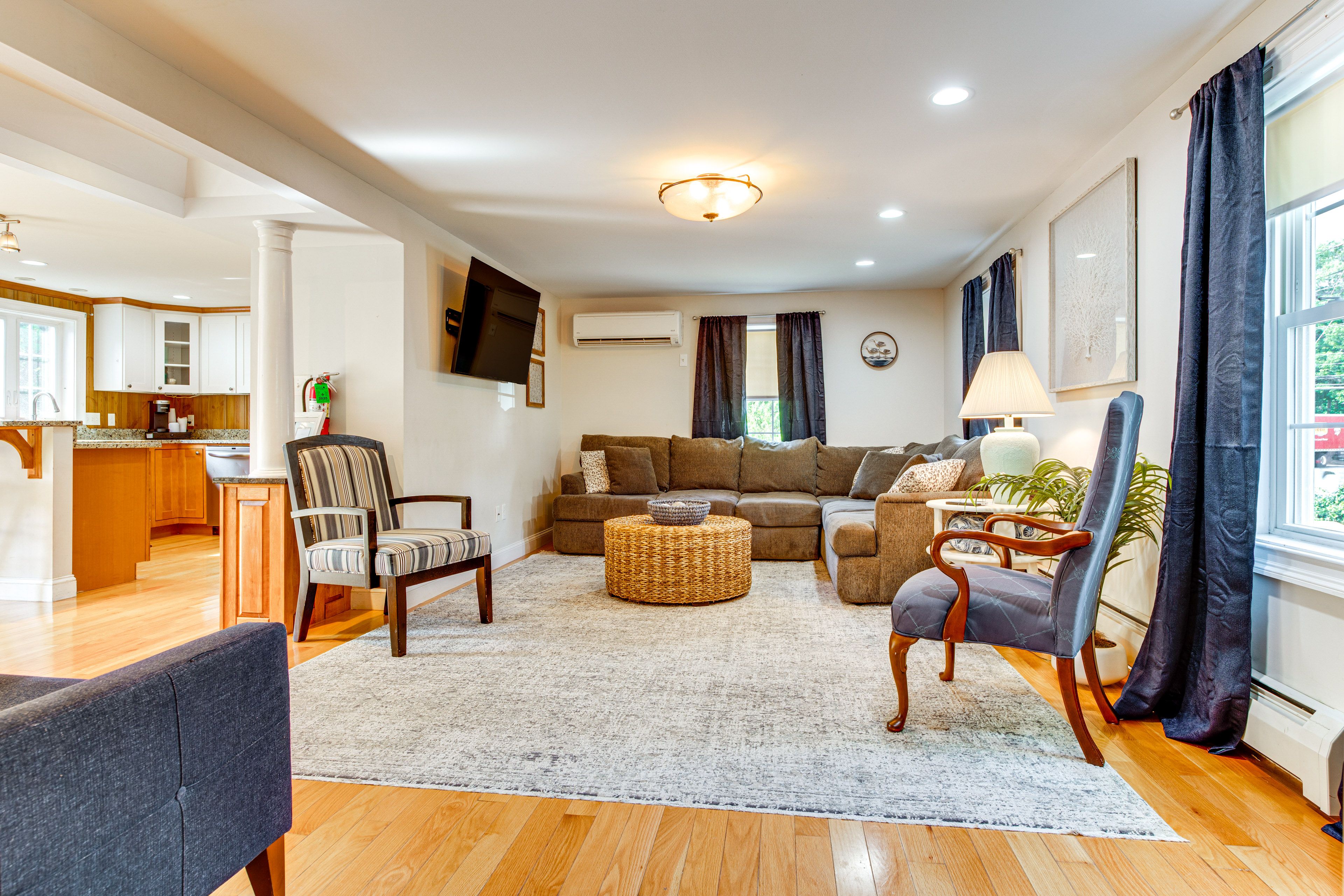 Ogunquit Vacation Rental | 4BR | 2BA | 1,900 Sq Ft | 3 Steps to Enter