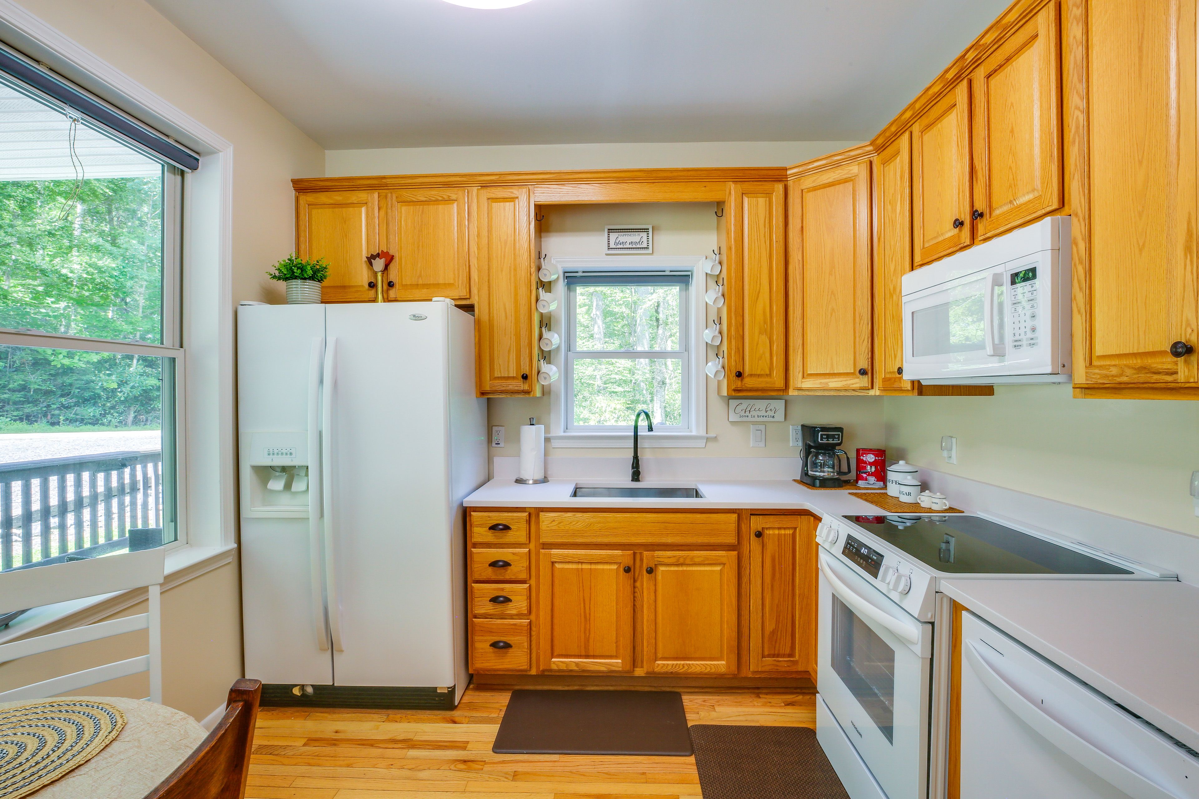 Kitchen | Dishwasher | 1st Floor