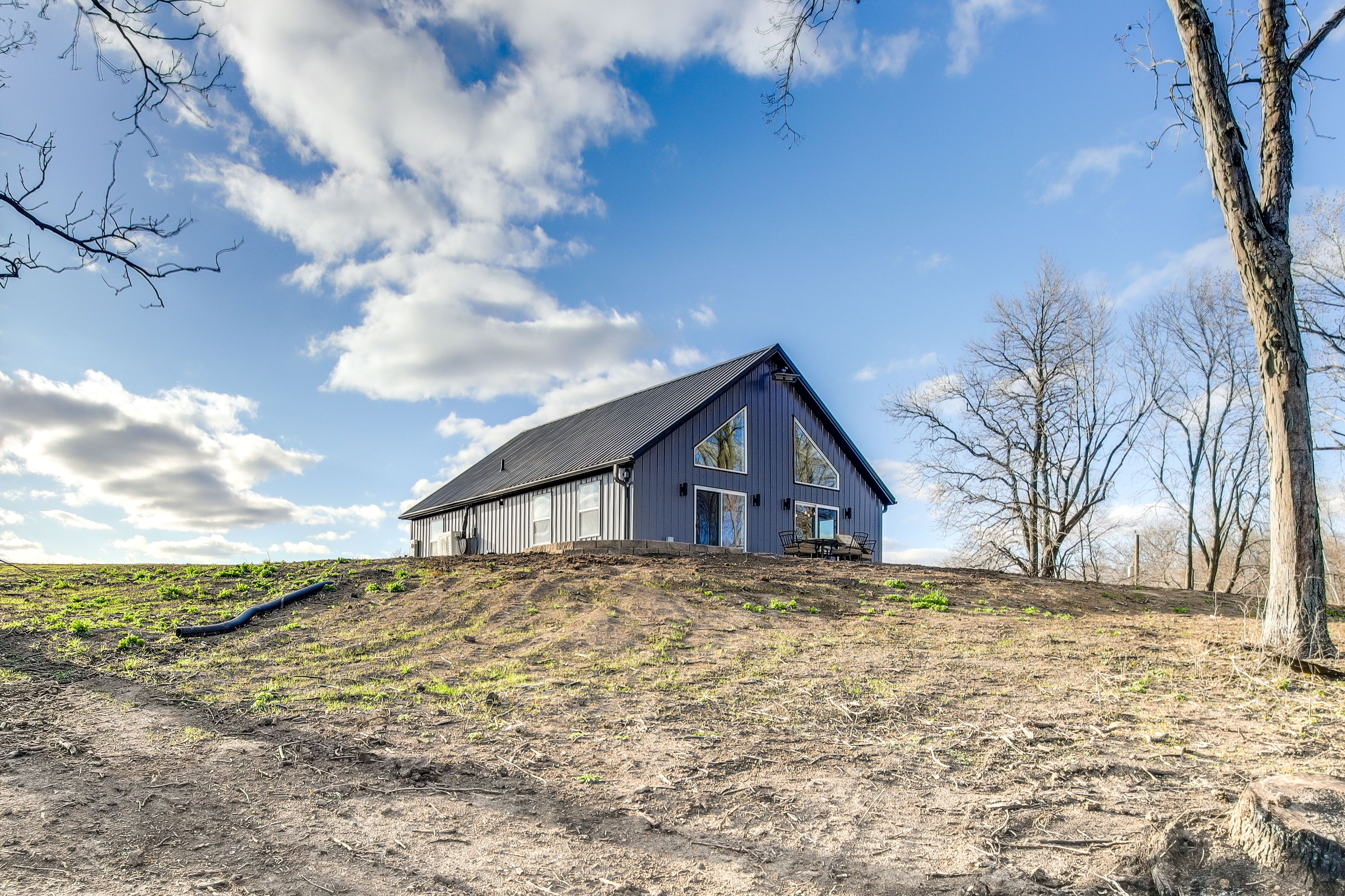 4 Private Acres | On-Site Hiking Trails