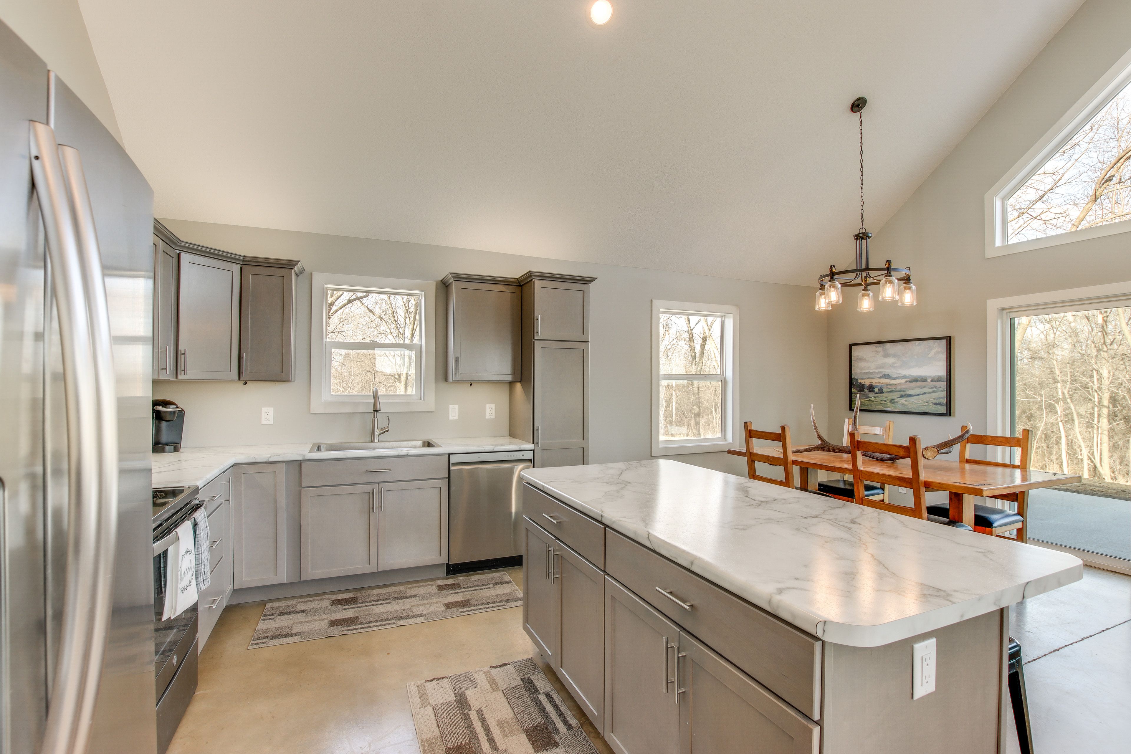 Kitchen | Cooking Basics Supplied | Main Floor