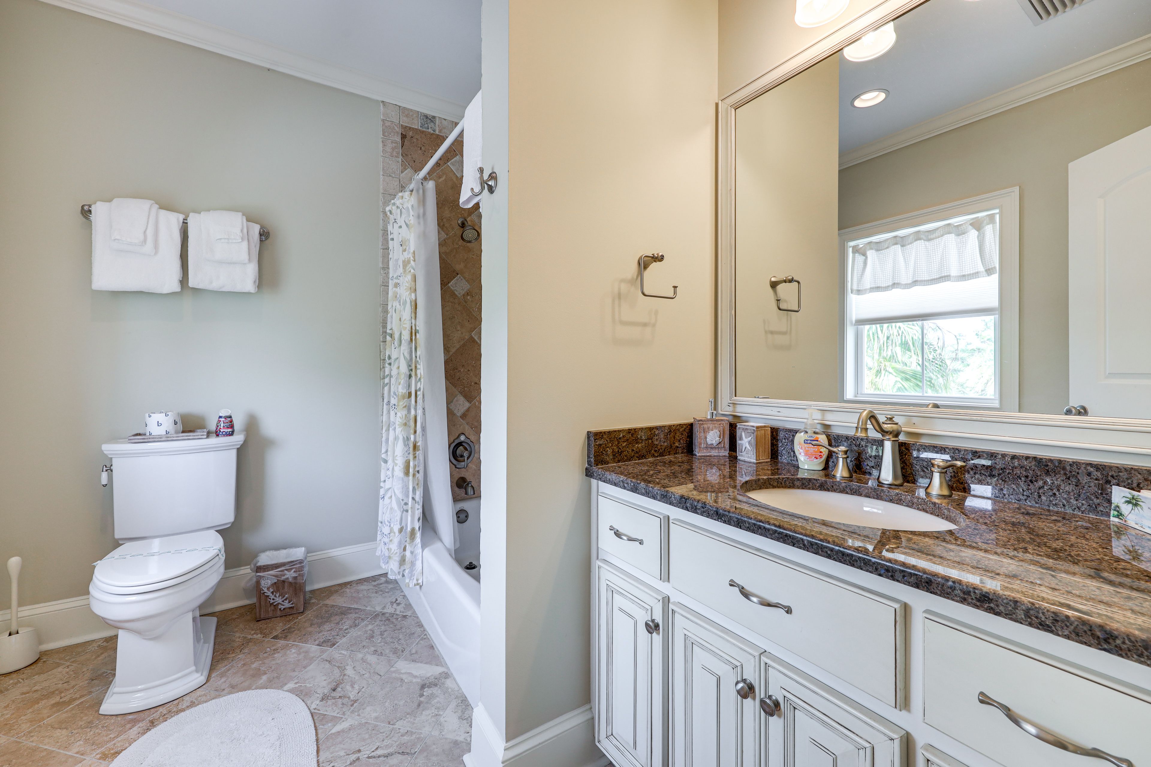 En-Suite Bathroom | 3rd Floor