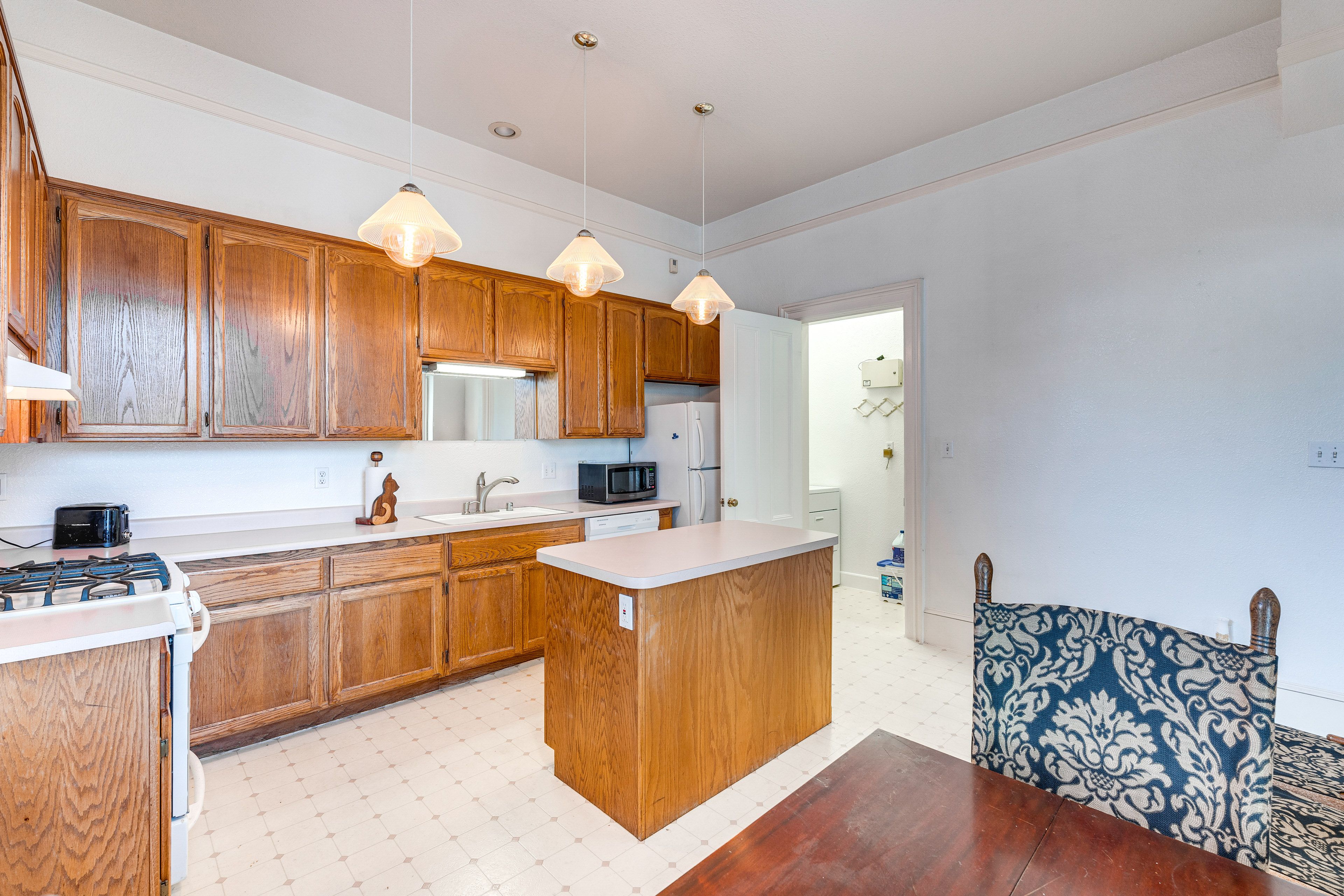 Kitchen | Dining Area