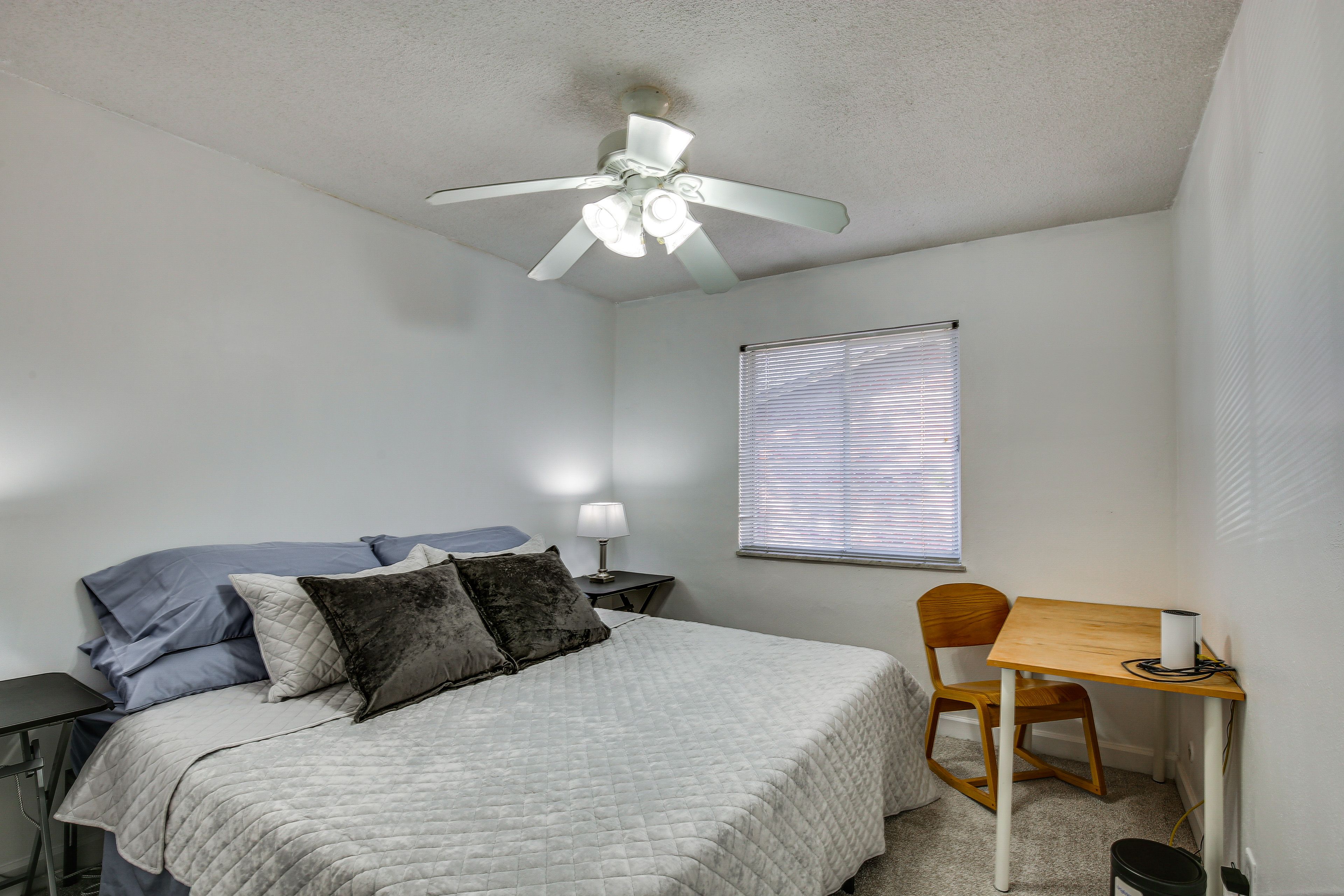 Bedroom 2 | King Bed | Workstation | 2nd Floor