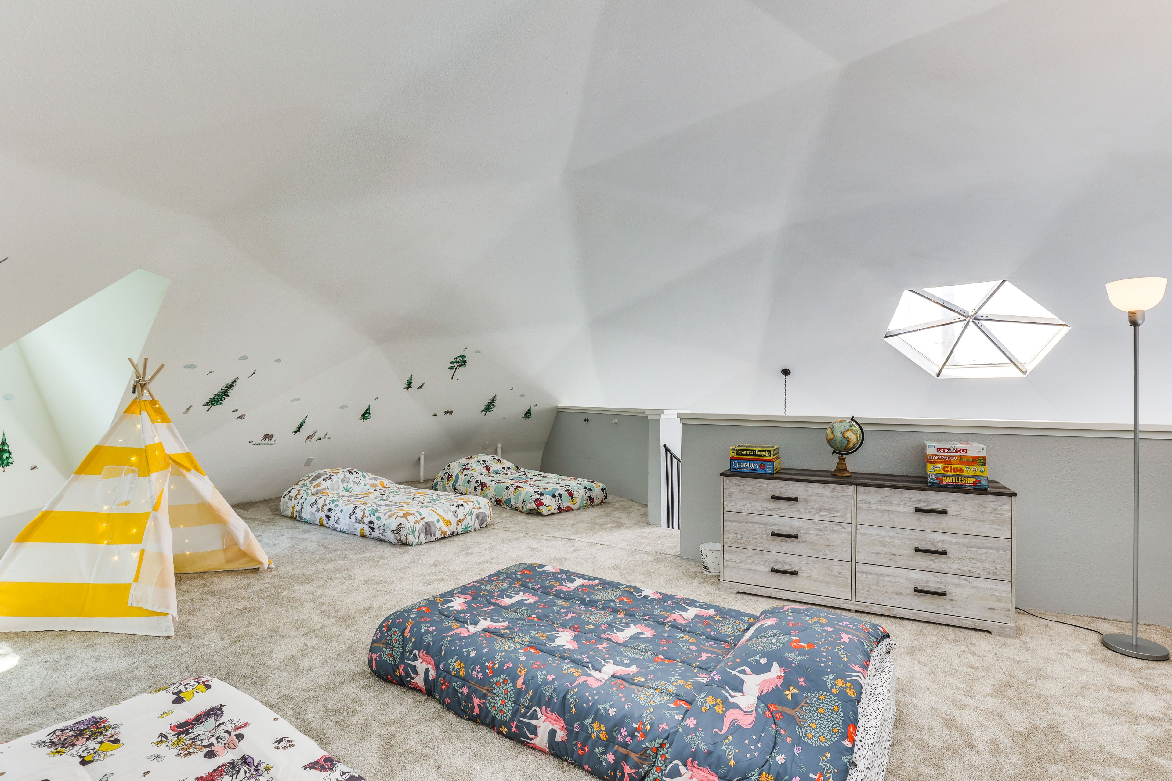 Loft | 3rd Floor | 4 Twin Floor Mattresses | Board Games