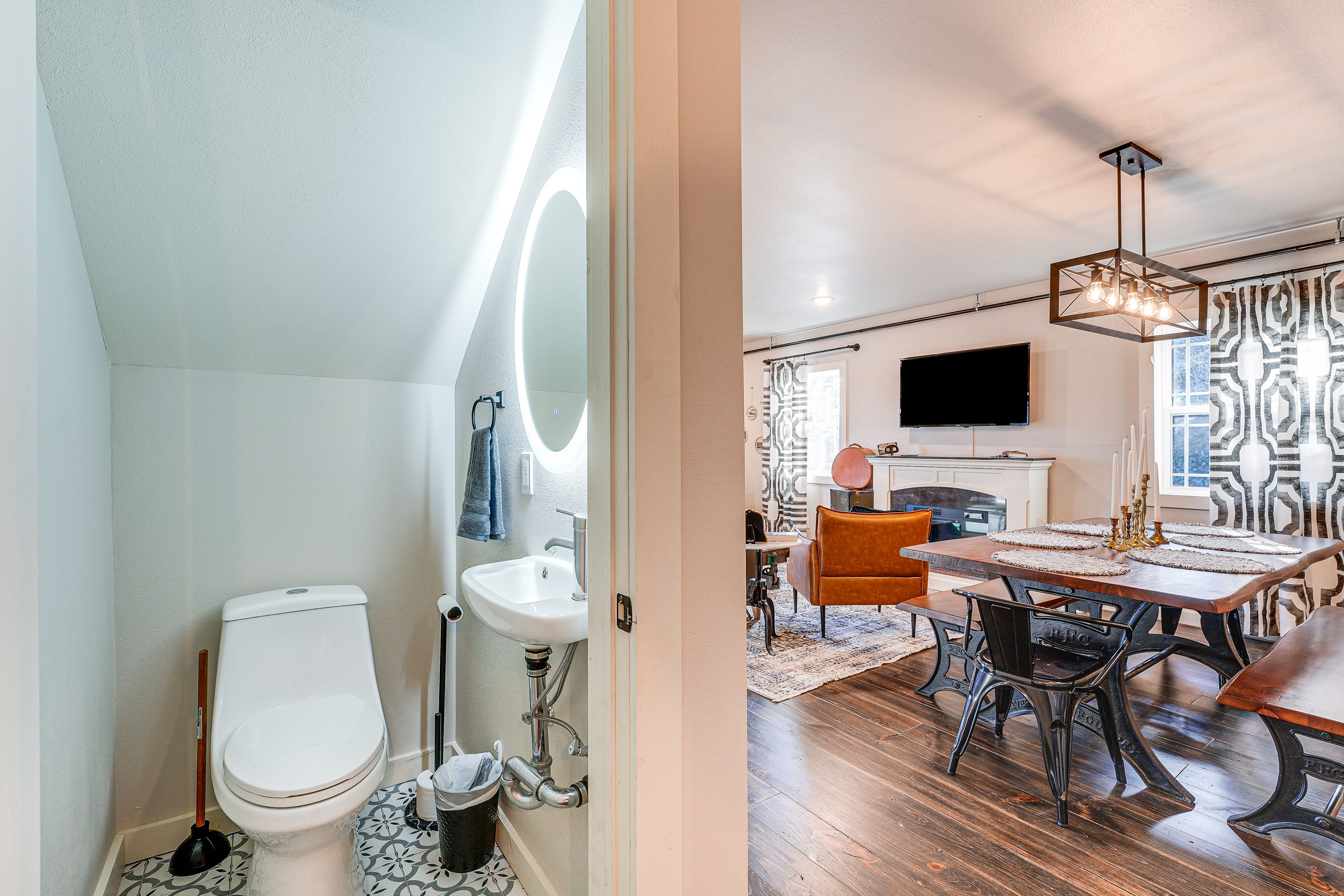 Half Bath | 1st Floor