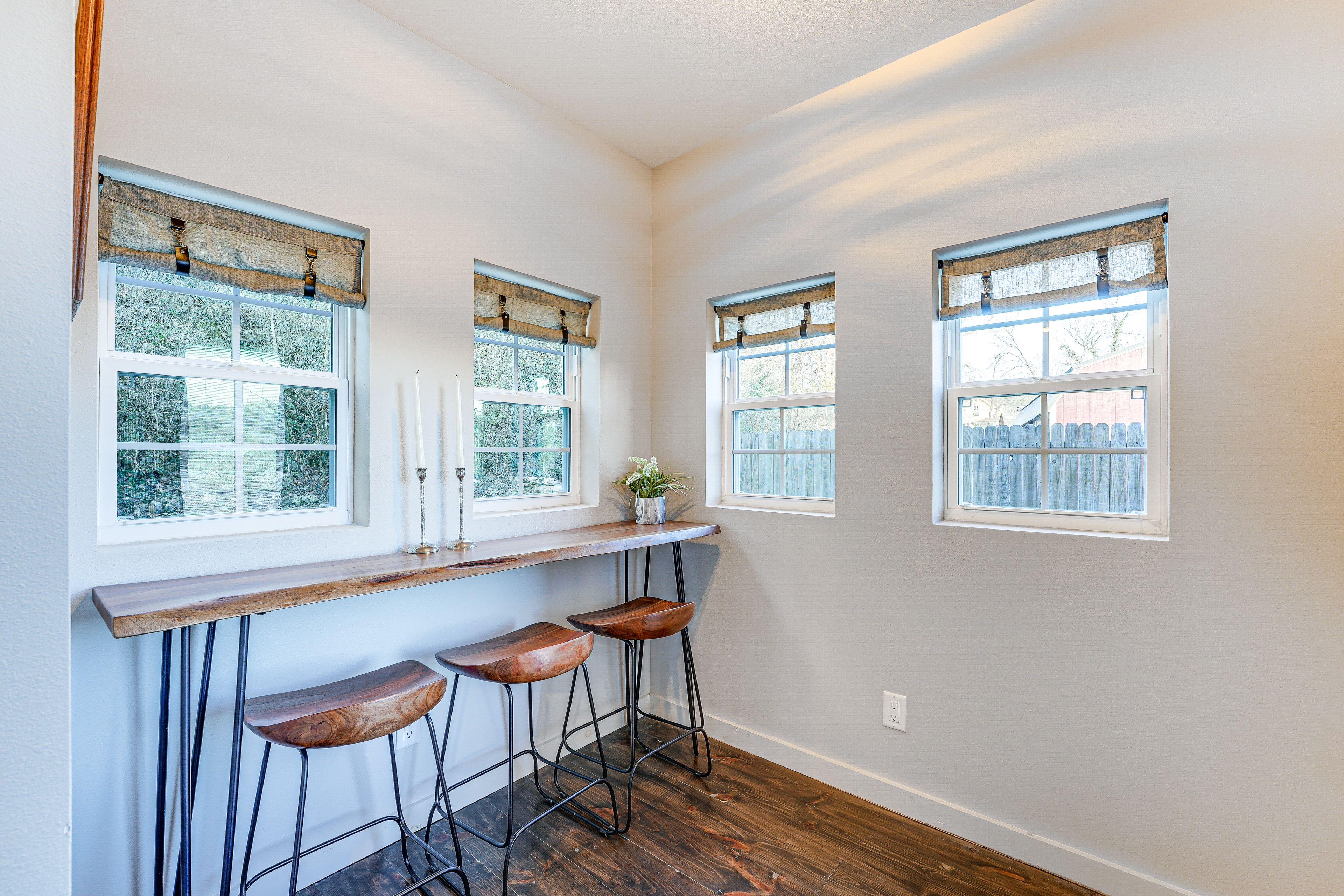 Dining Area | 1st Floor
