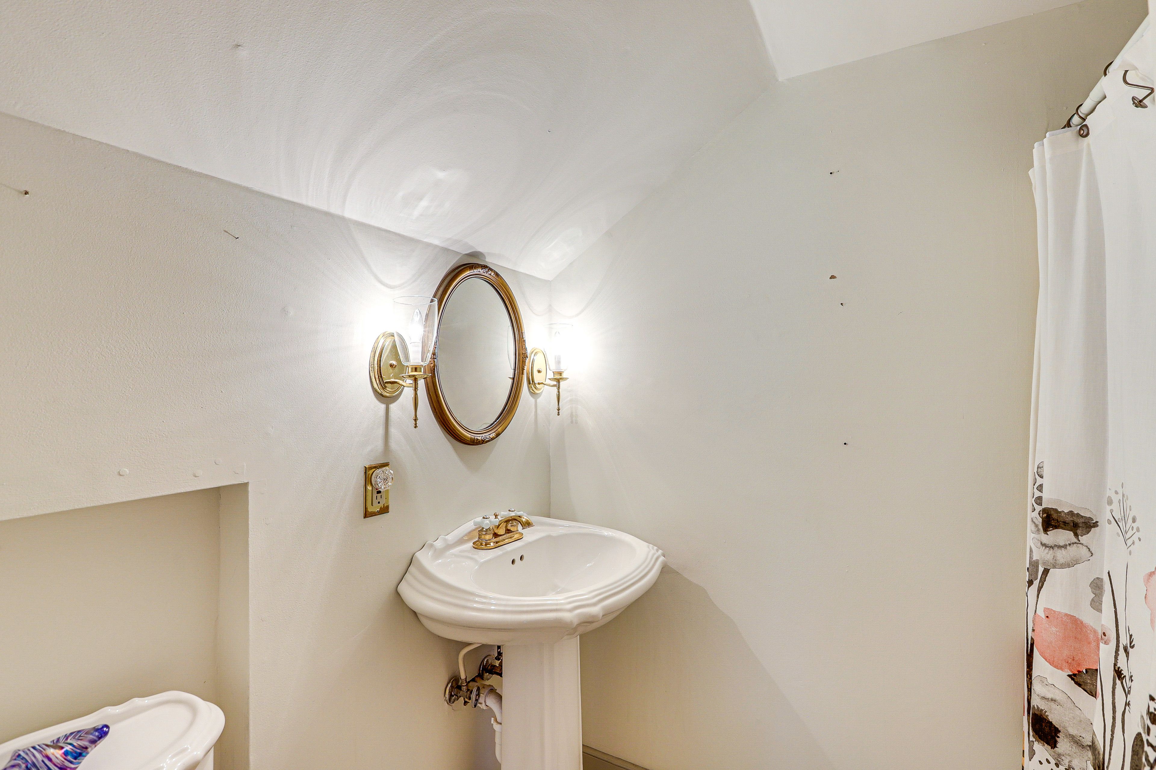 En-Suite Bathroom | Shower | 2nd Floor