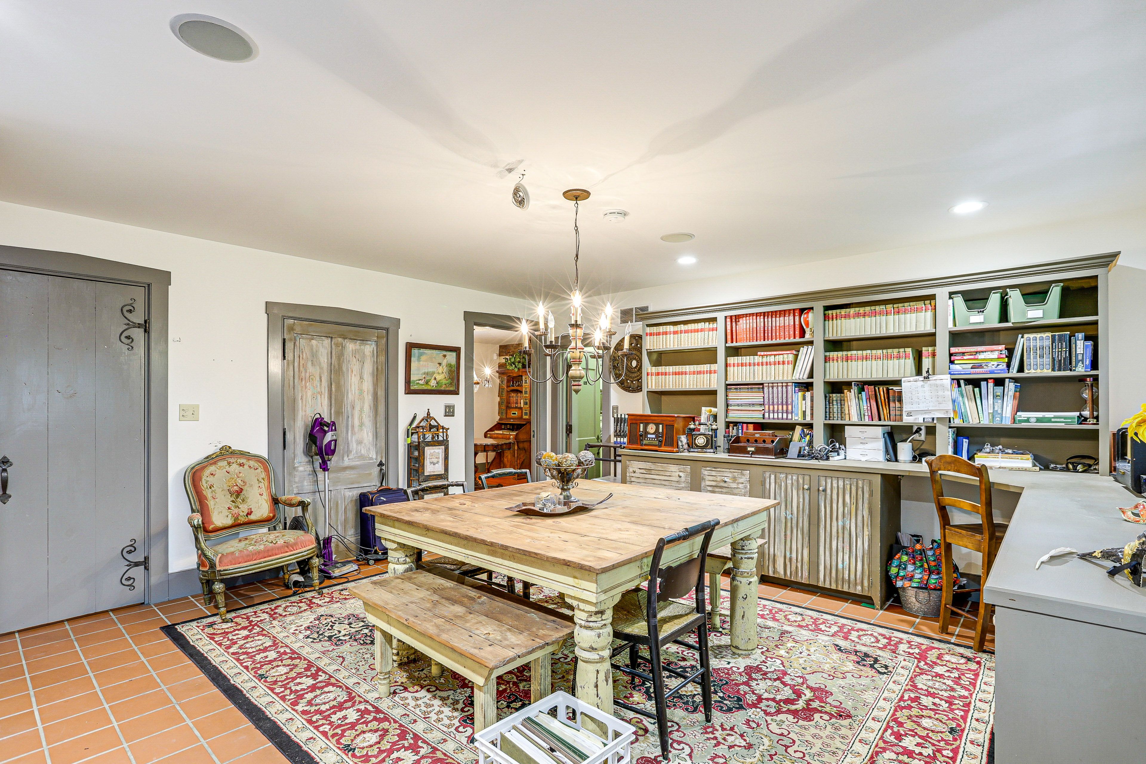 Office | Books | Washer/Dryer | 1st Floor