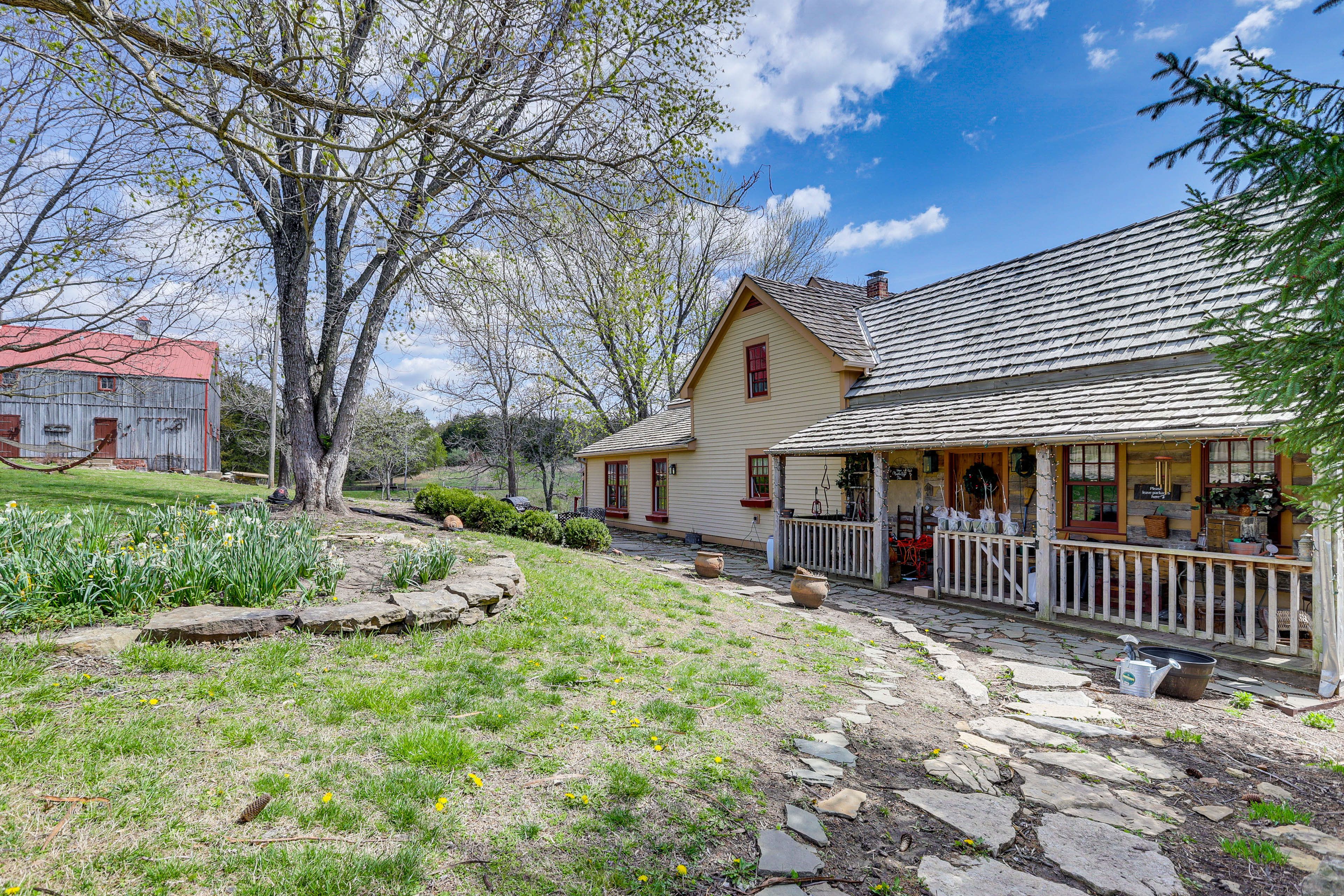 House Exterior | Back Porch