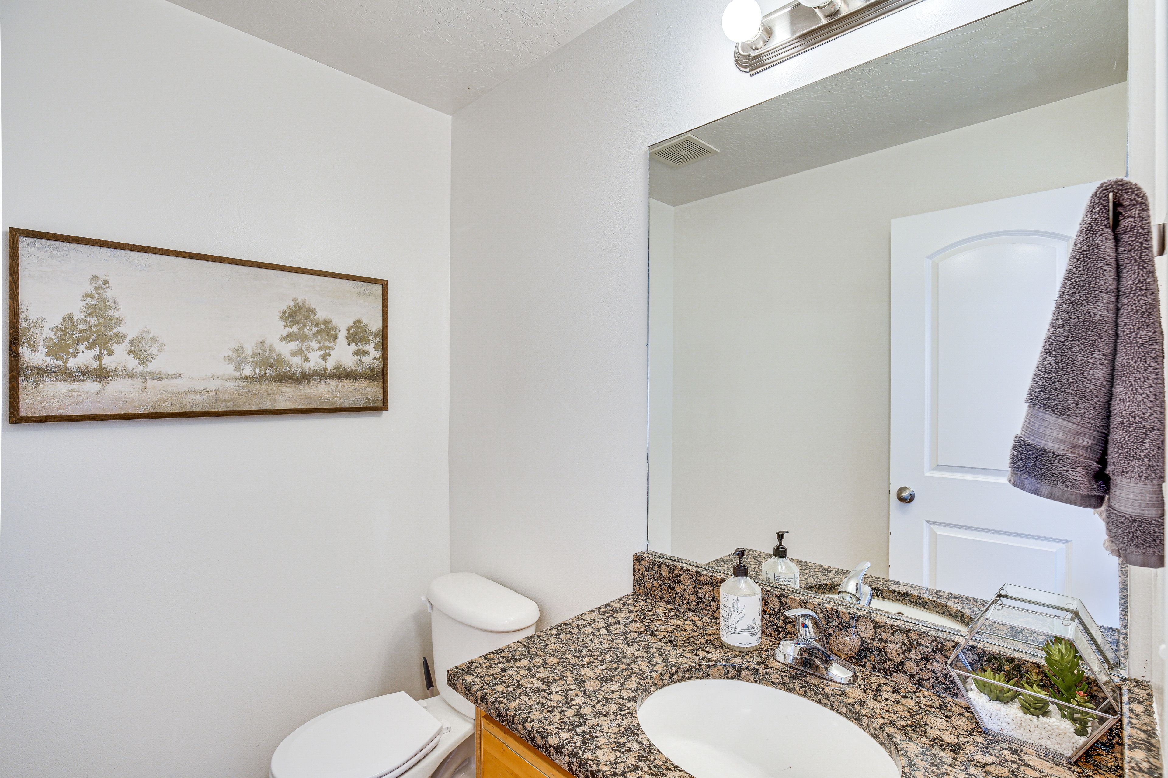 Half Bathroom | 1st Floor