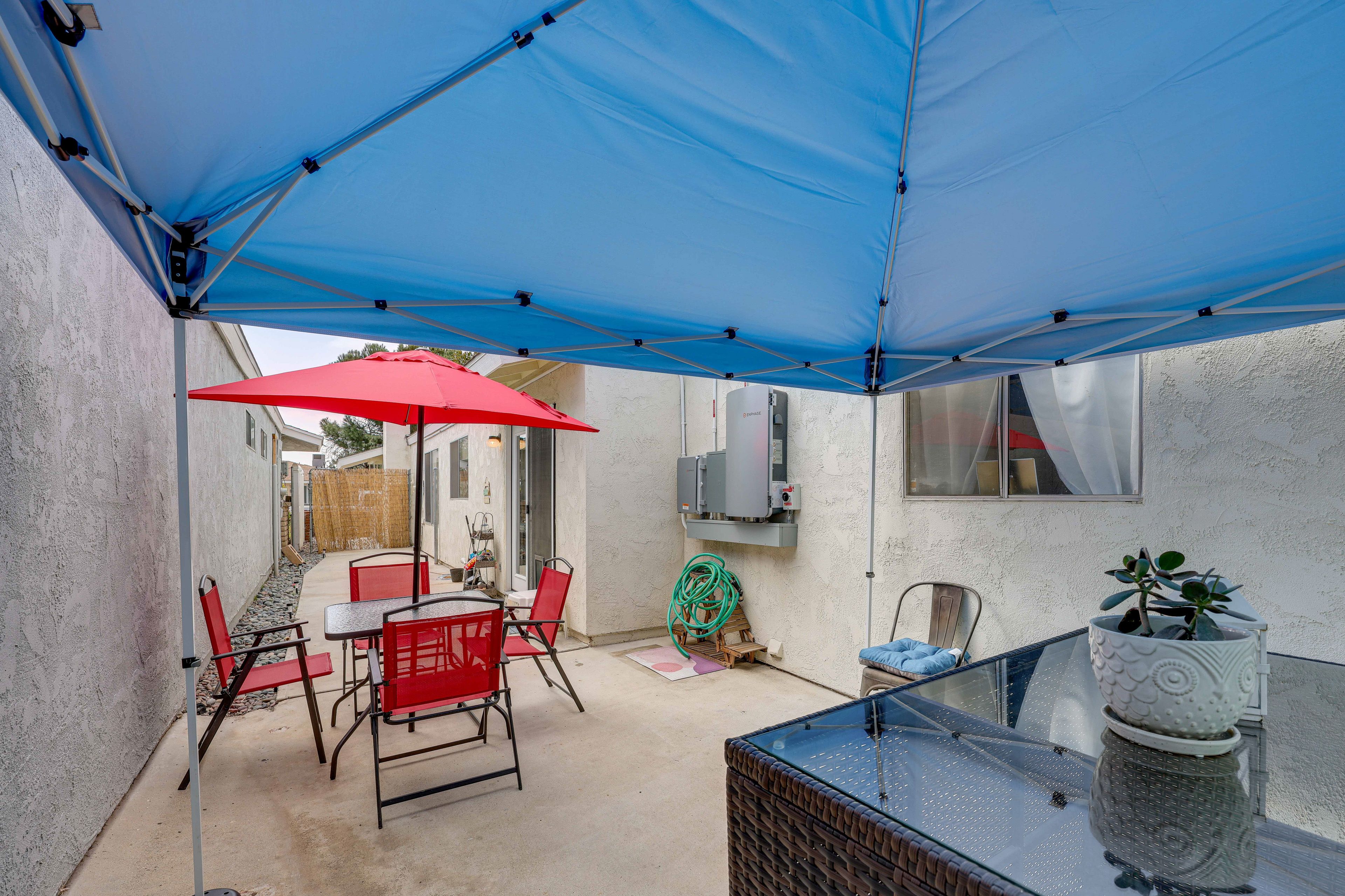 Back Patio | Dining Set