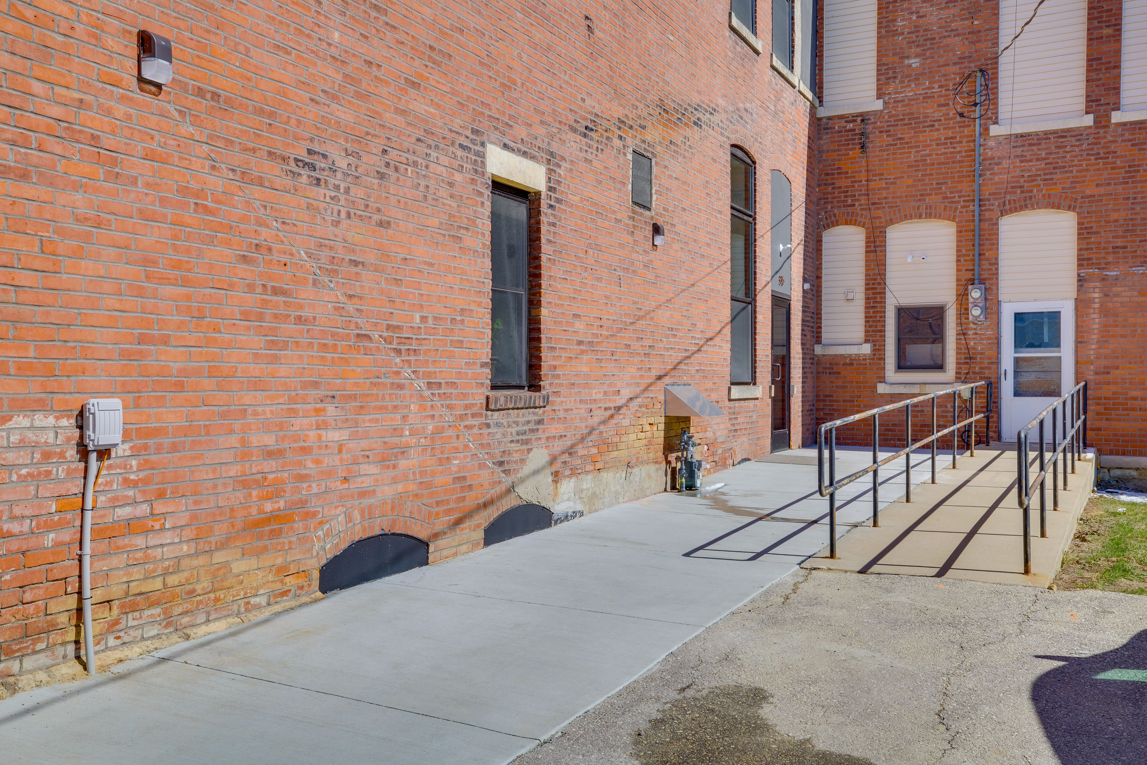 Side Entry