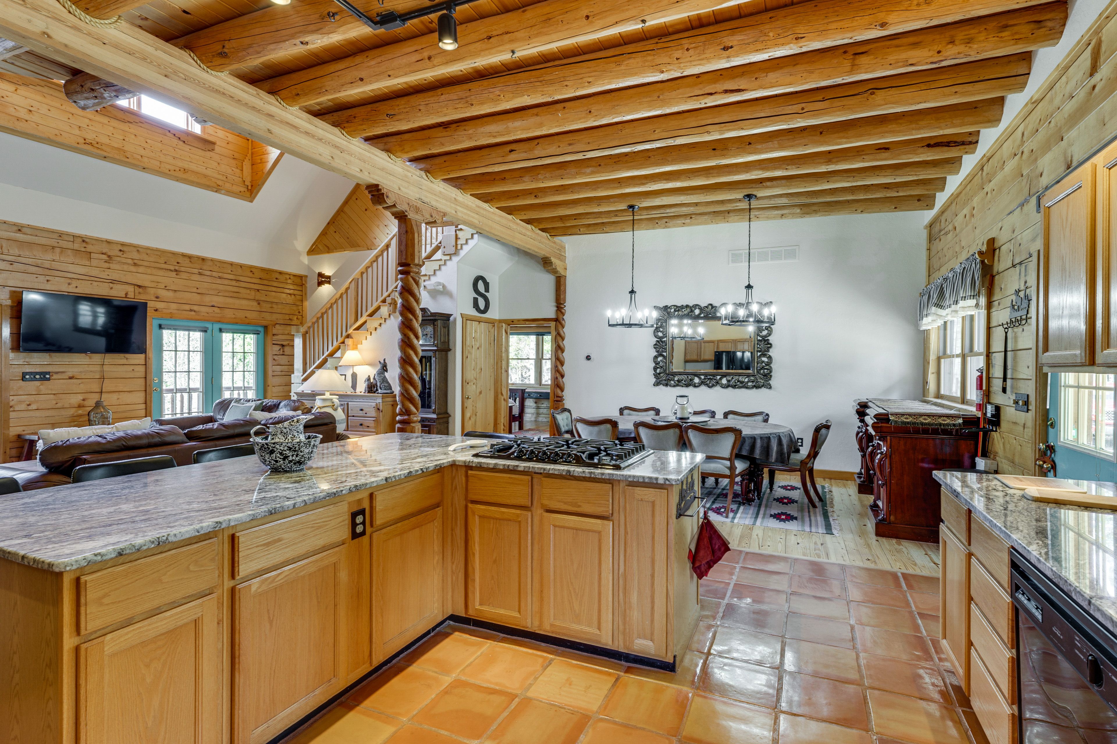 Kitchen | Dishwasher | 1st Floor
