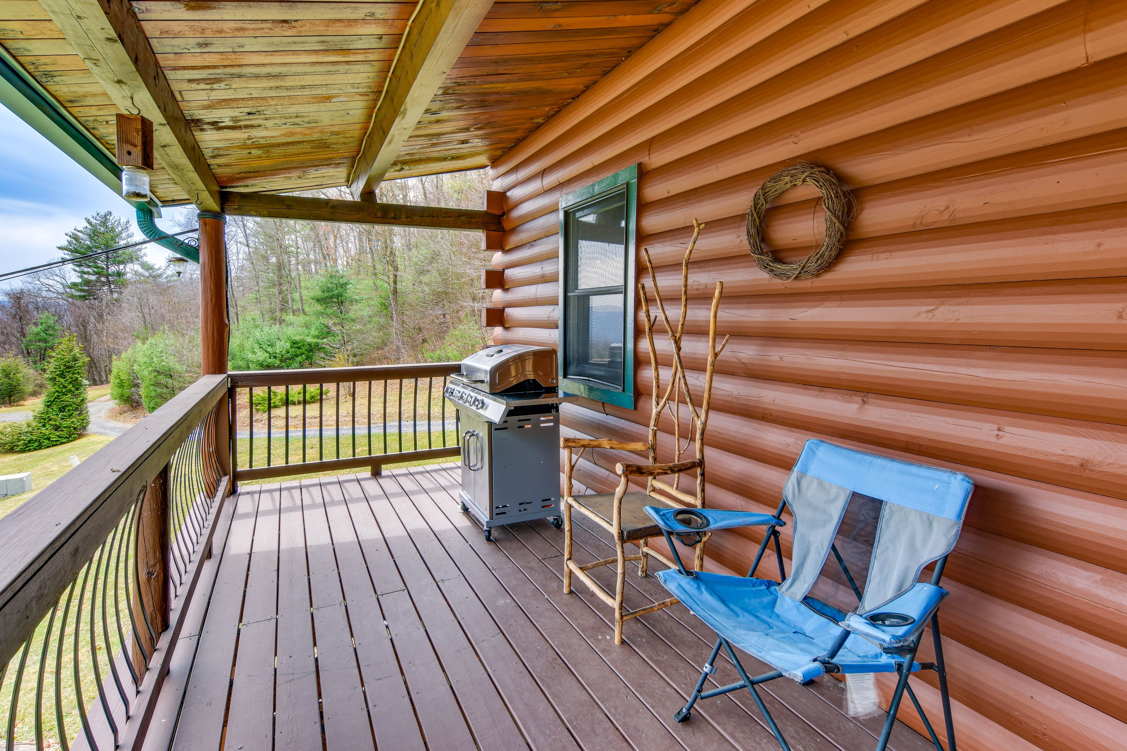 Deck | Gas Grill