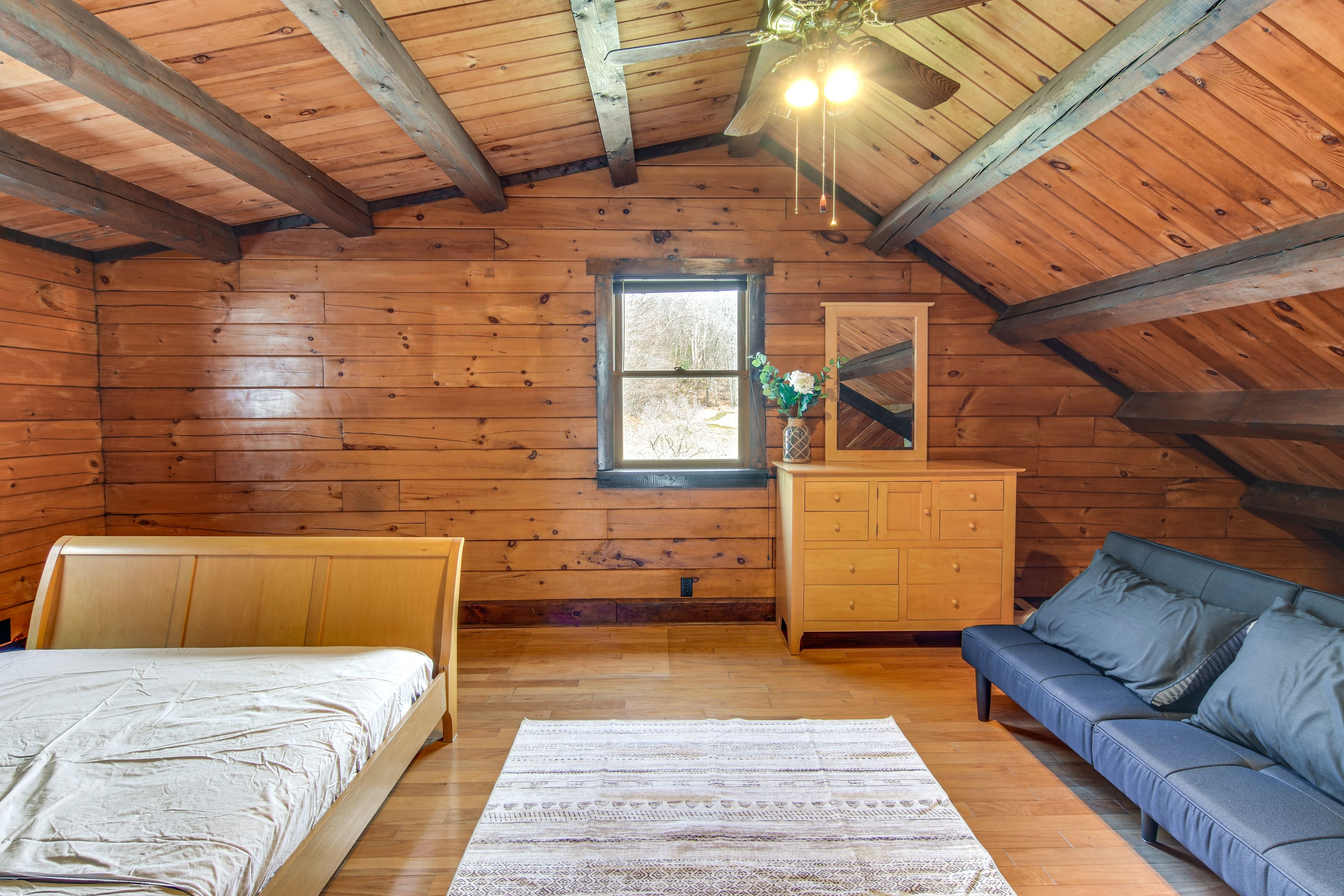 Bedroom 3 | Queen Bed | Twin Futon | 3rd Floor