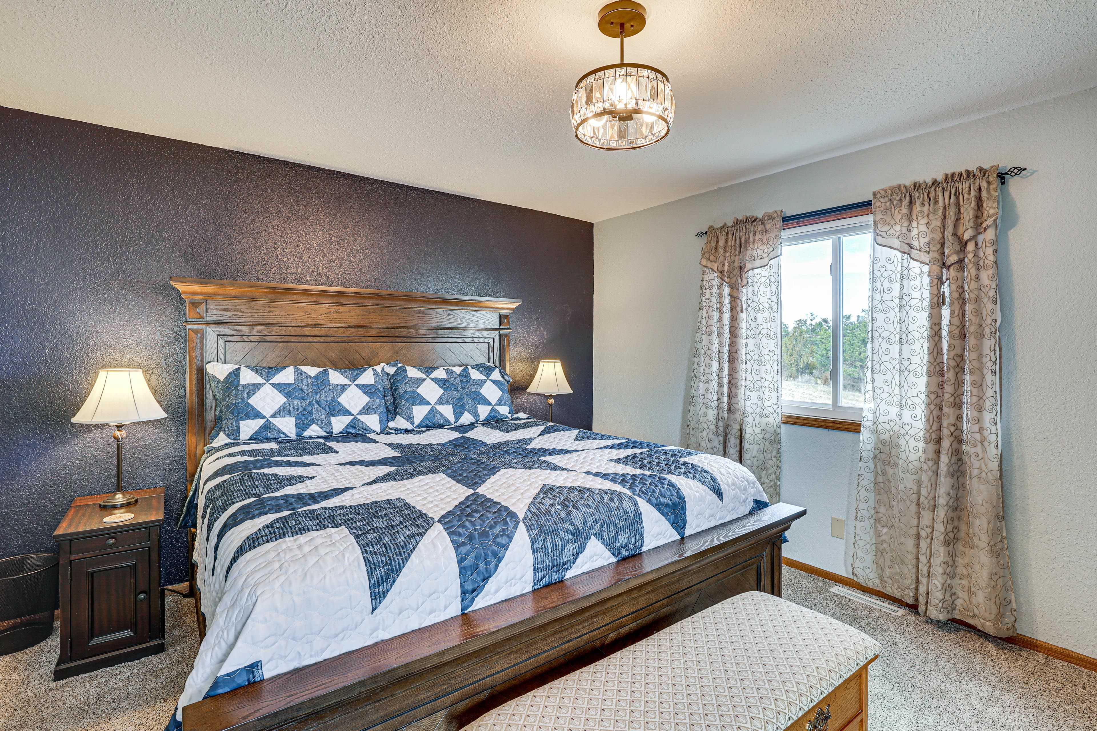 Bedroom 1 | King Bed | 2nd Floor | Linens Provided